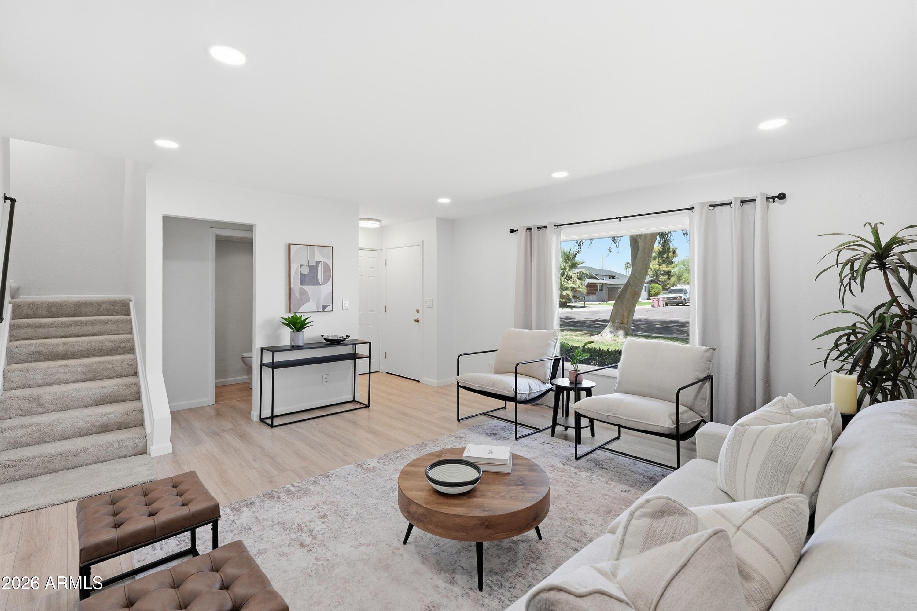 PARK SCOTTSDALE TOWNHOUSE UNIT TWO - Residential