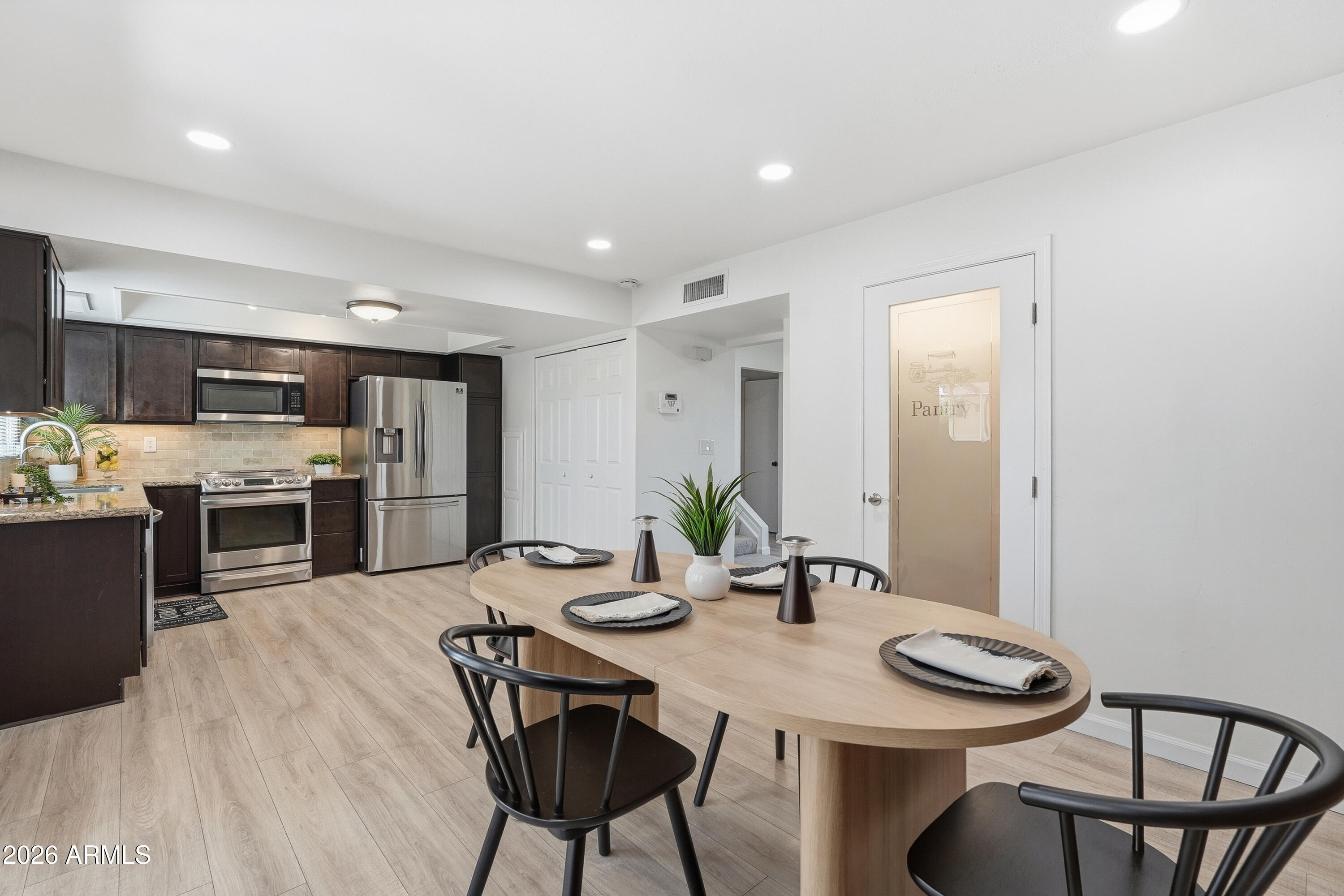 PARK SCOTTSDALE TOWNHOUSE UNIT TWO - Residential