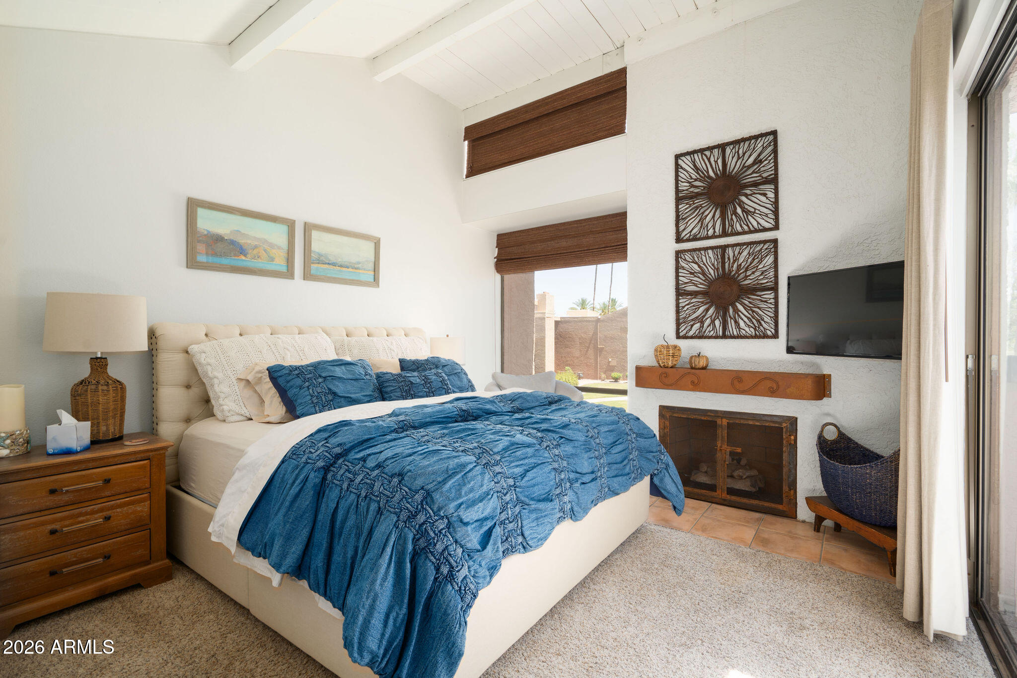 SHORES - Residential