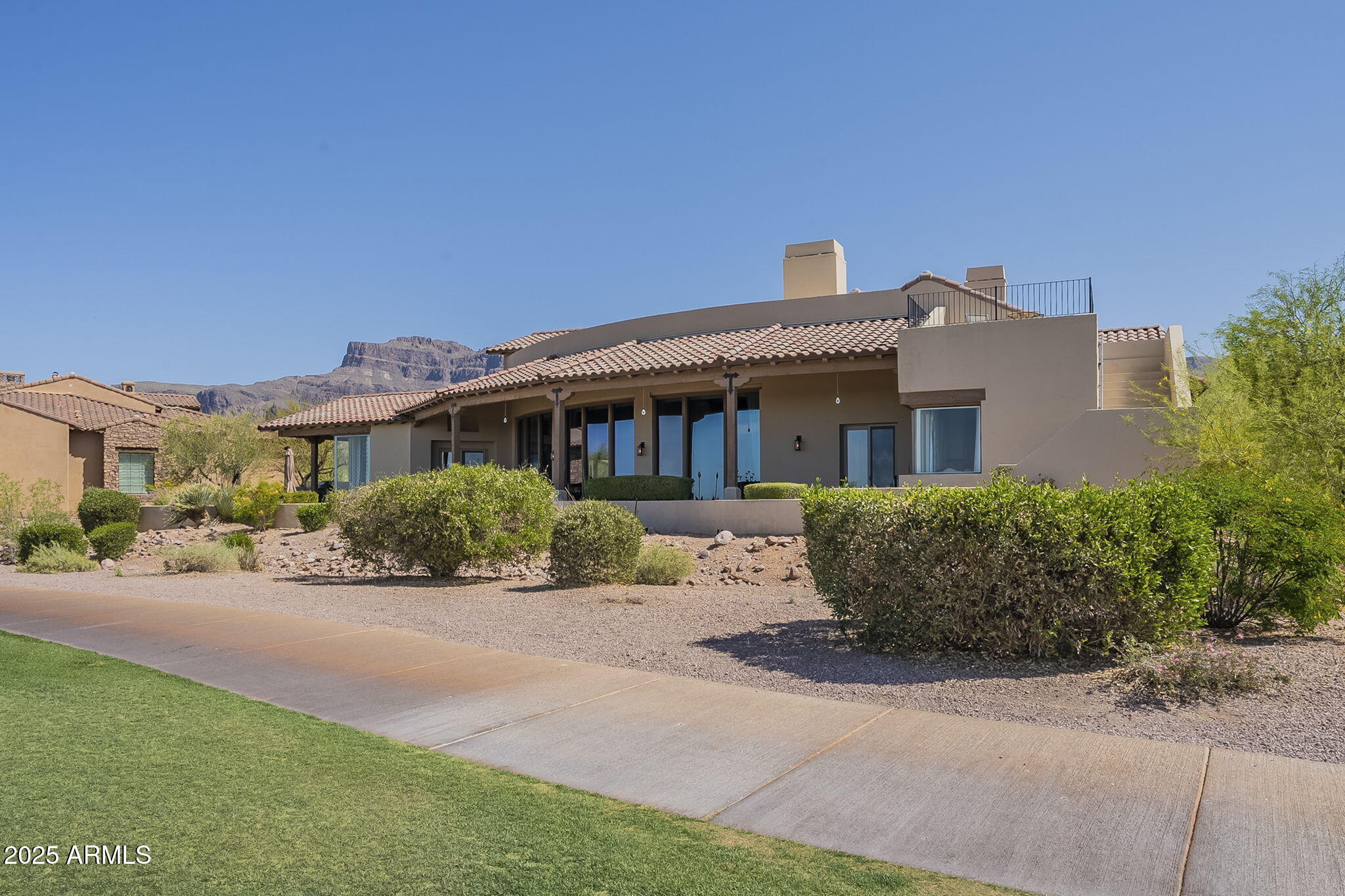 Superstition Mountain - Residential