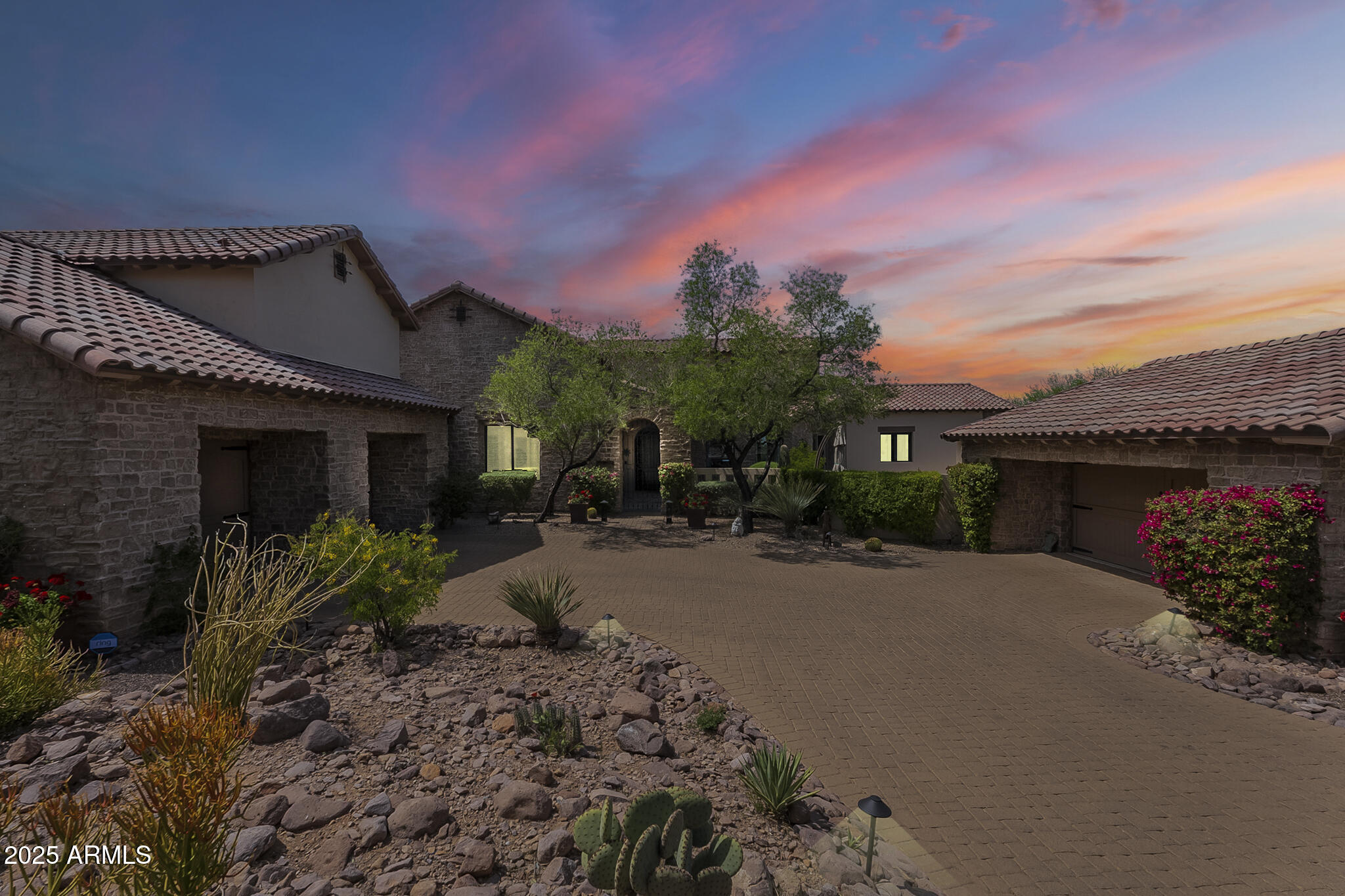 Superstition Mountain - Residential