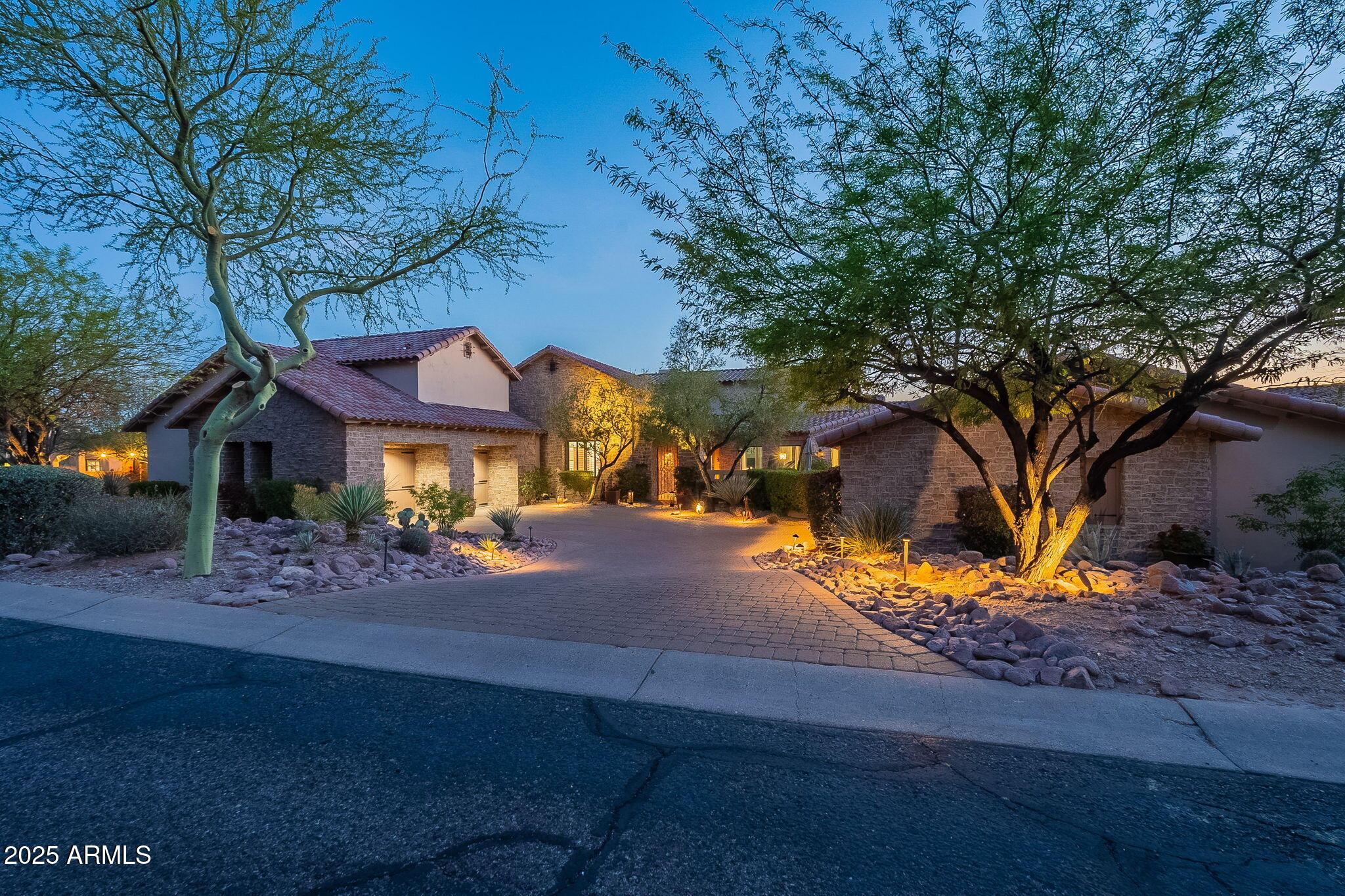 Superstition Mountain - Residential