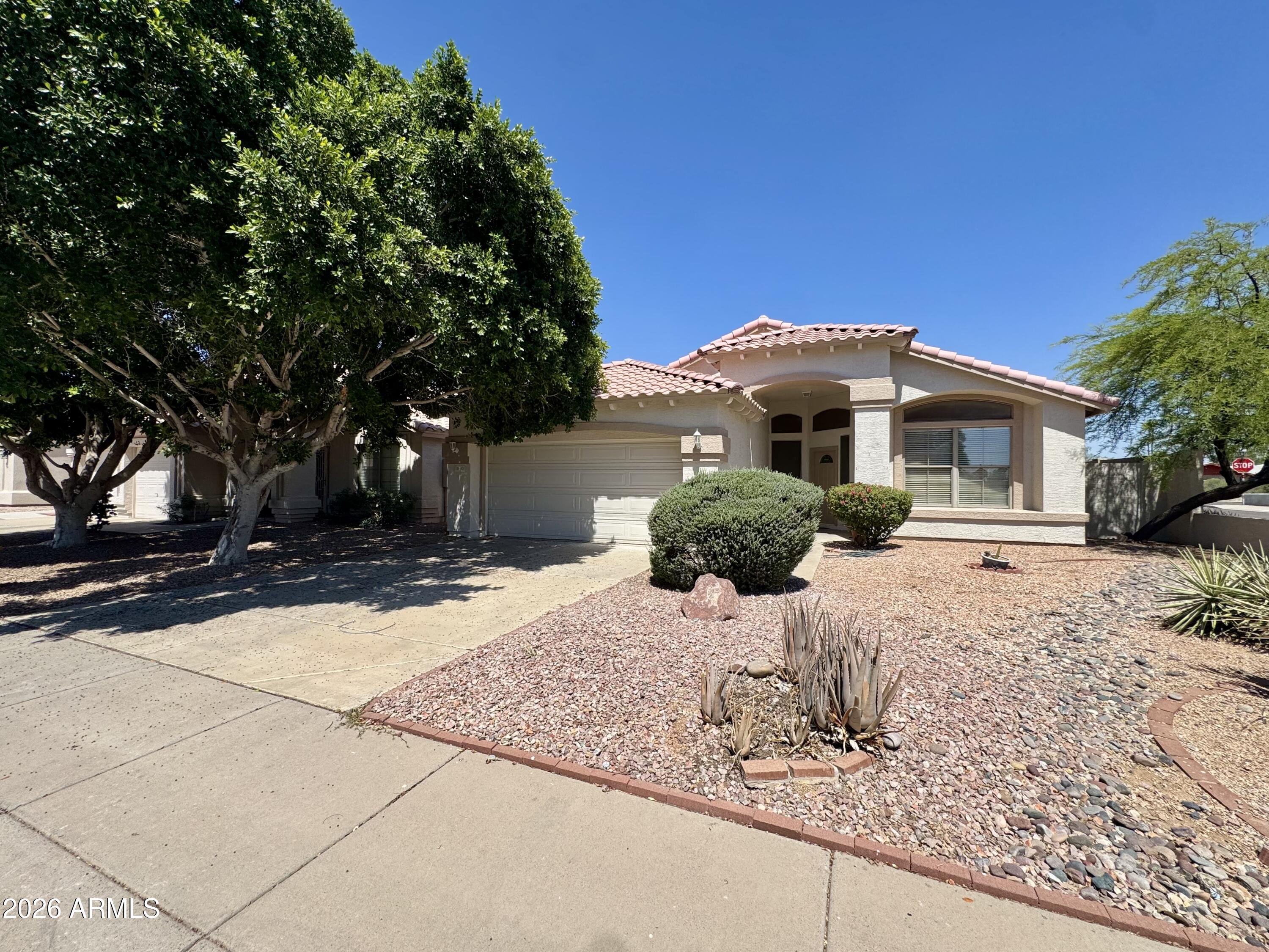 VISTAS 2 - Residential Lease