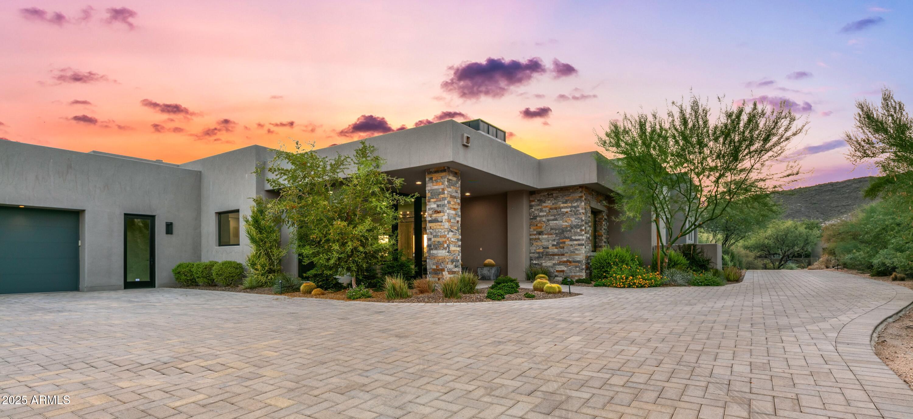 DESERT MOUNTAIN - Residential