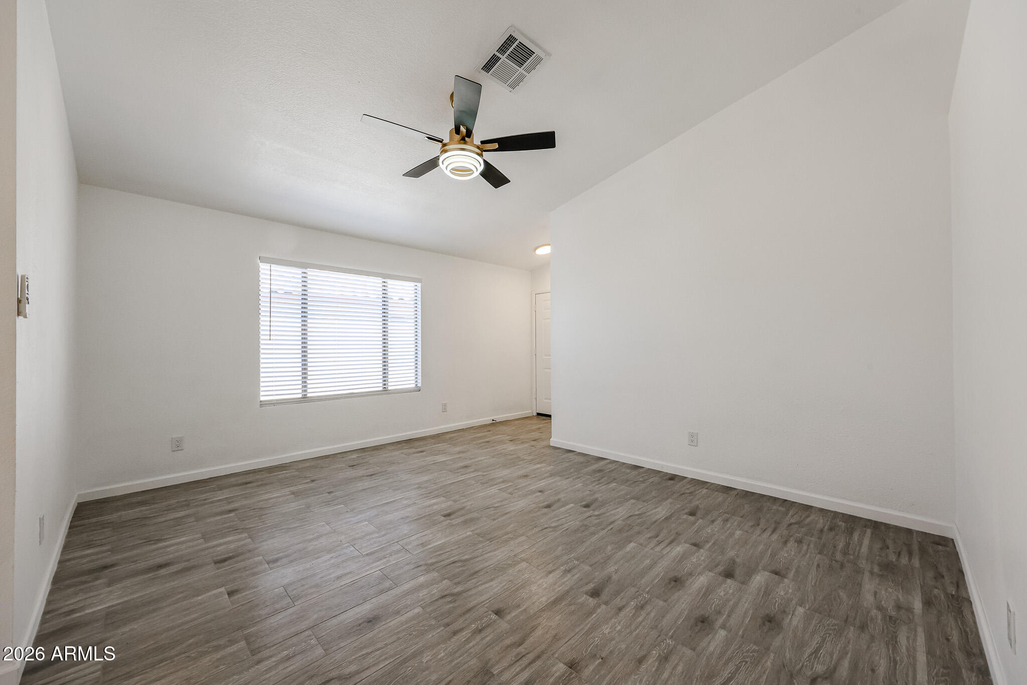 HORIZONS ON CAMELBACK UNIT 3 - Residential