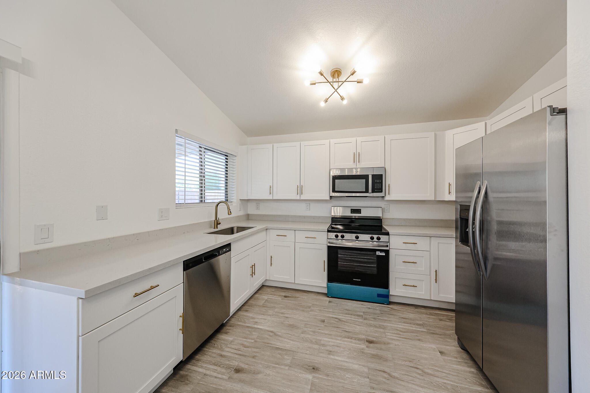 HORIZONS ON CAMELBACK UNIT 3 - Residential