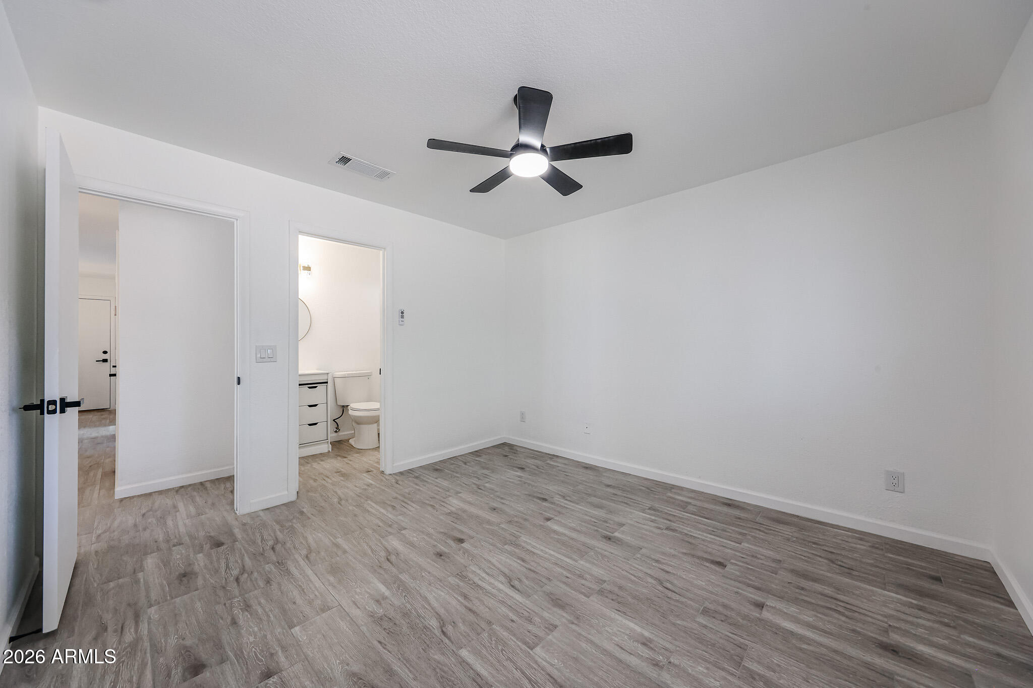 HORIZONS ON CAMELBACK UNIT 3 - Residential