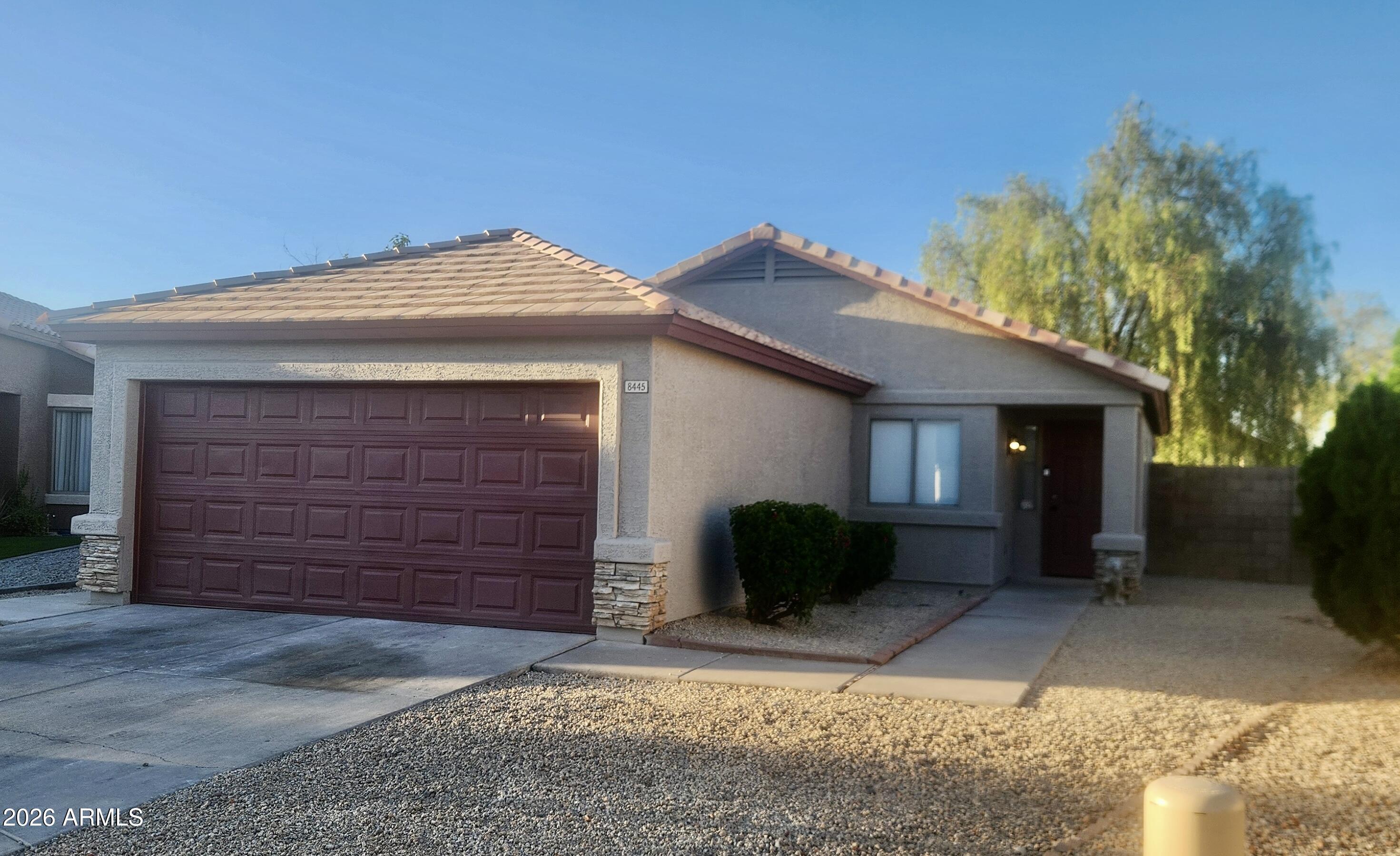 HORIZONS ON CAMELBACK UNIT 3 - Residential