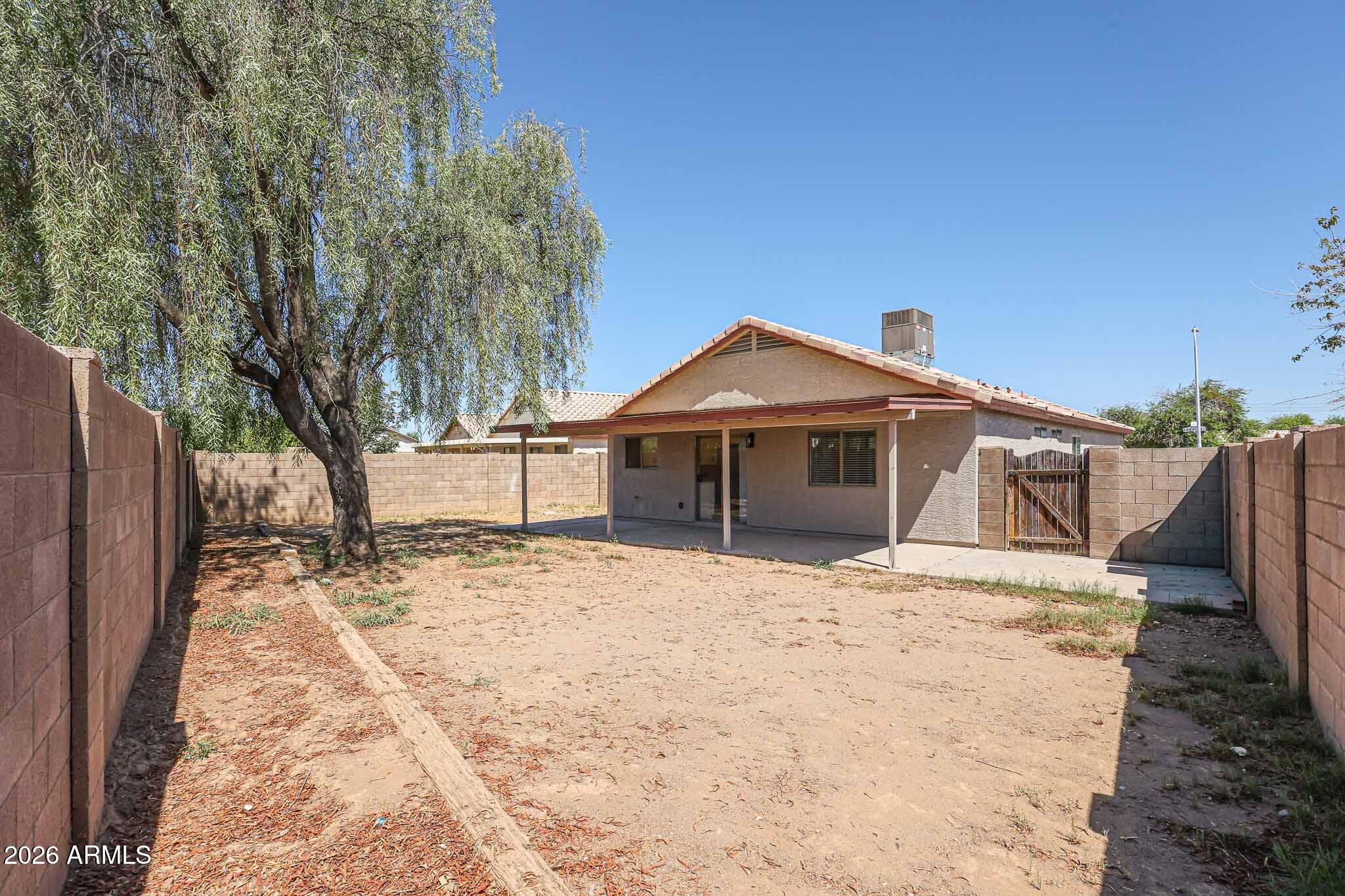 HORIZONS ON CAMELBACK UNIT 3 - Residential