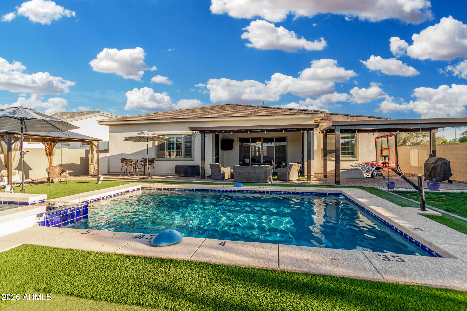 WINDERMERE RANCH - Residential