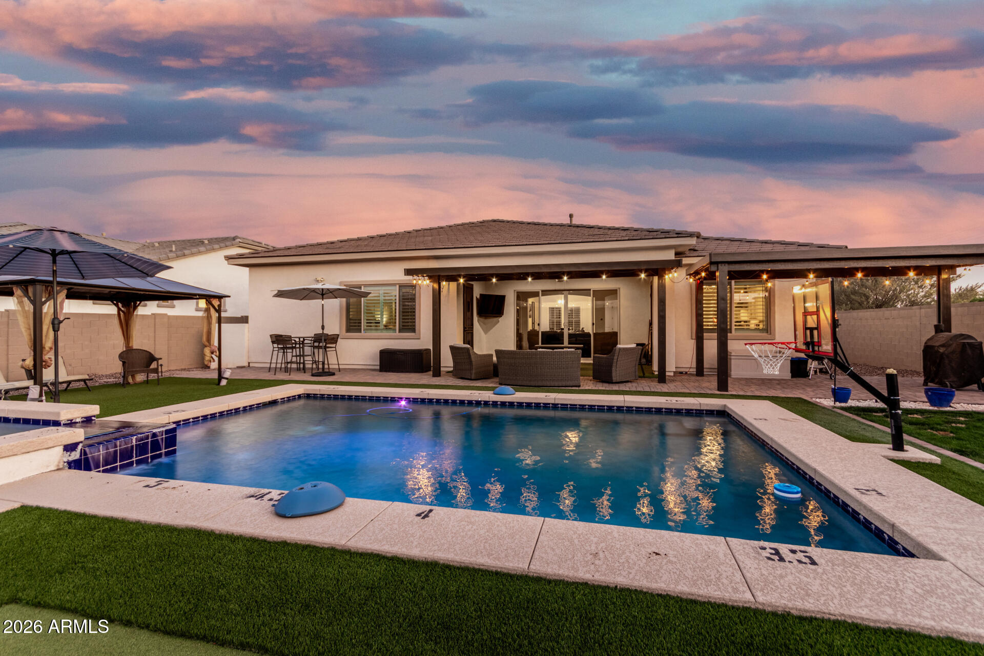 WINDERMERE RANCH - Residential