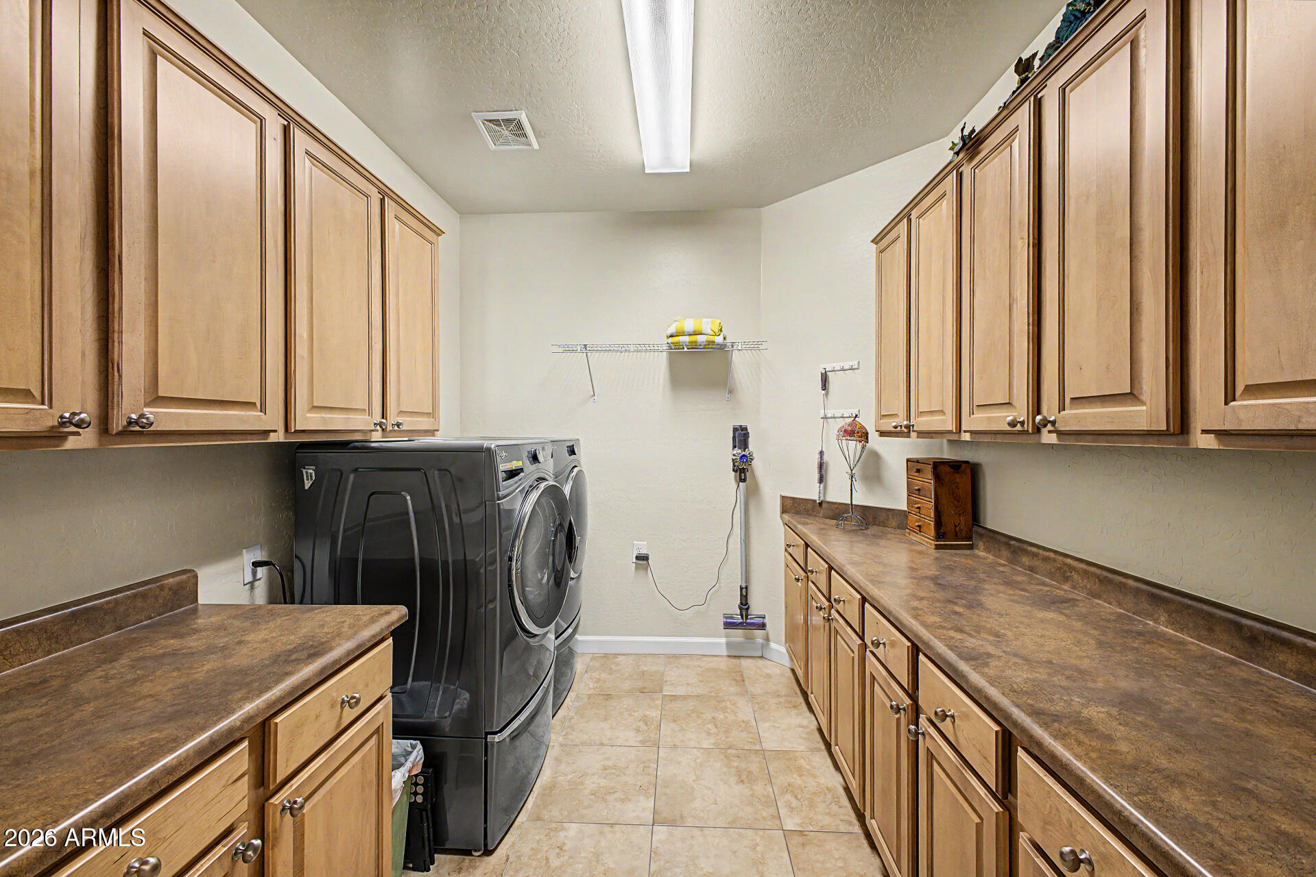 ROBSON RANCH - Residential