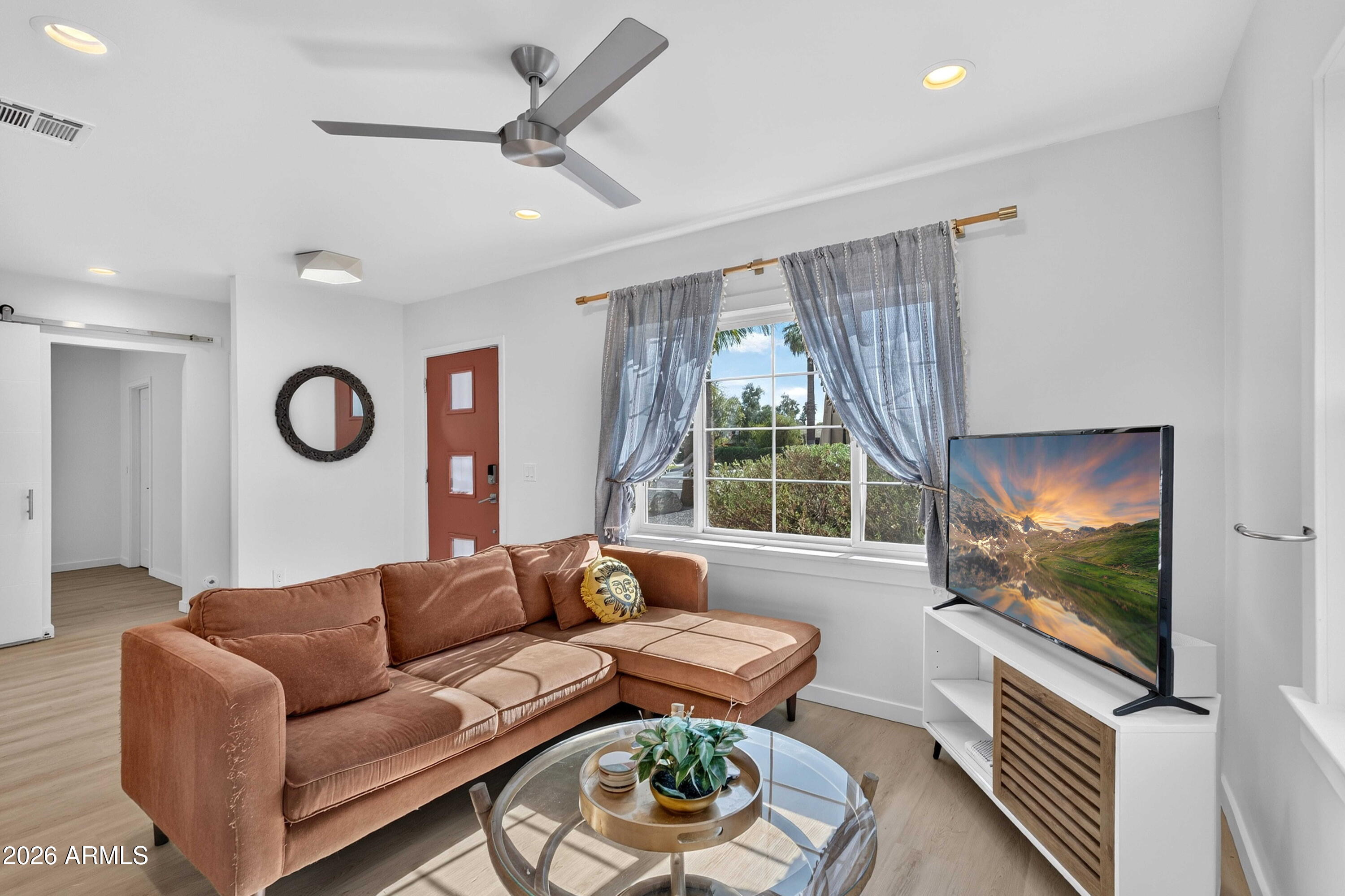 COUNTRY CLUB PARK BLK 1-2 - Residential