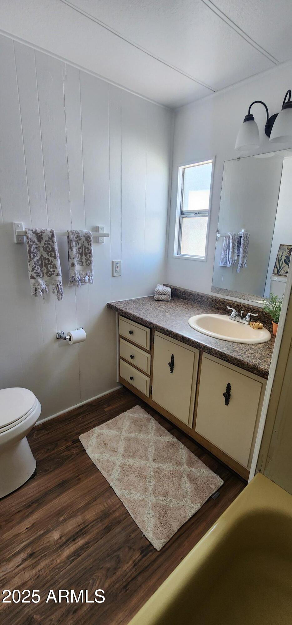 Twin Knolls Mobile home villa - 55+ Age Restriction - Residential