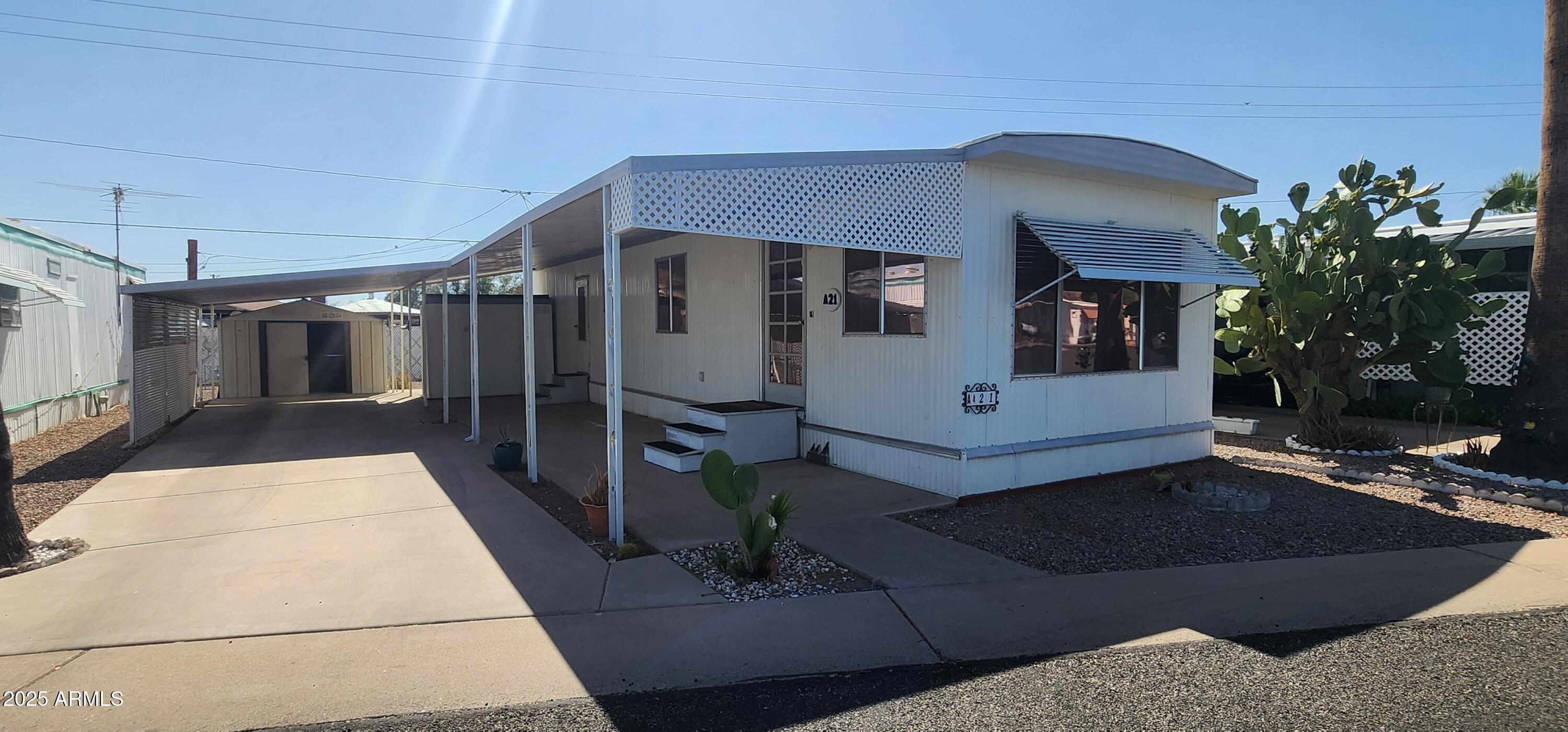 Twin Knolls Mobile home villa - 55+ Age Restriction - Residential