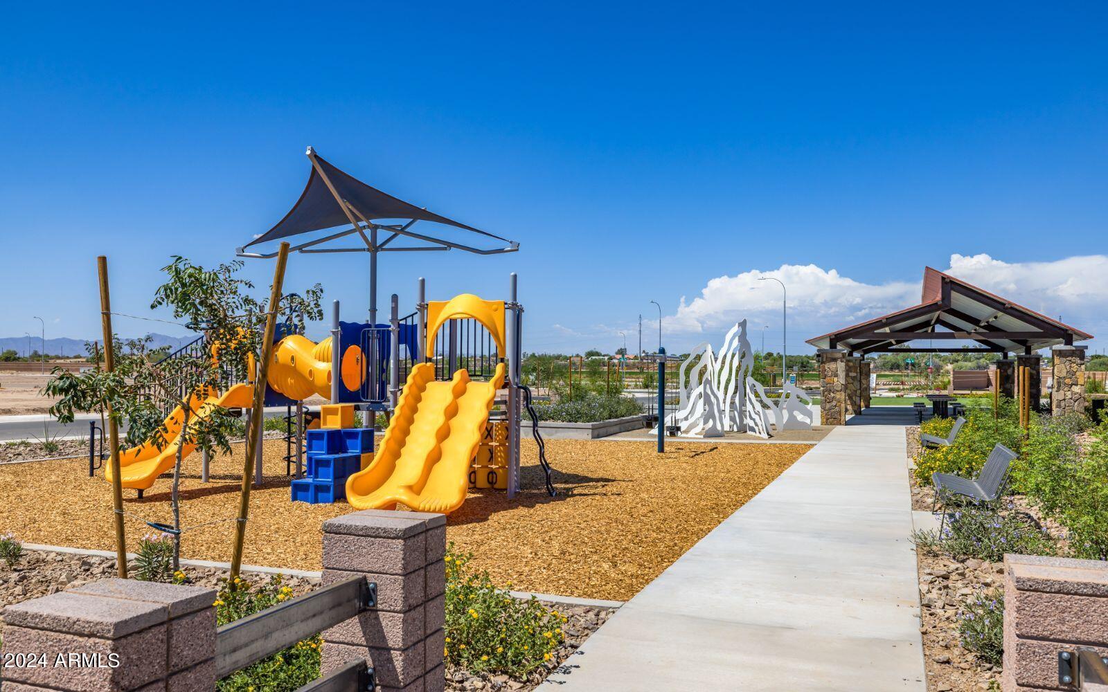 ALAMAR PHASE 5 - Residential