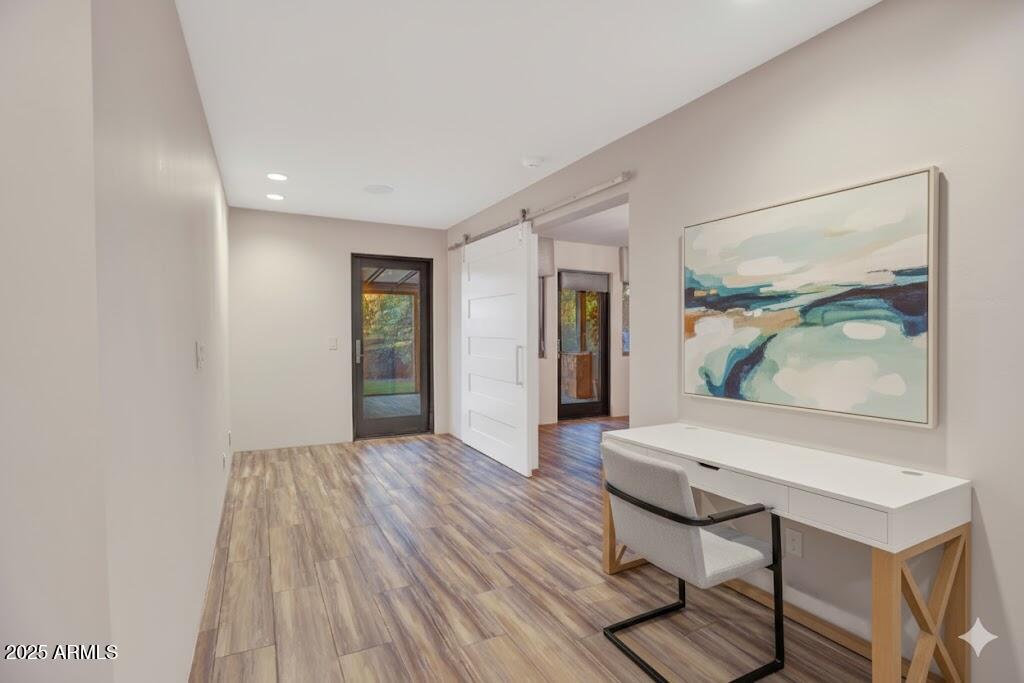 SHADOW ROCK - Residential