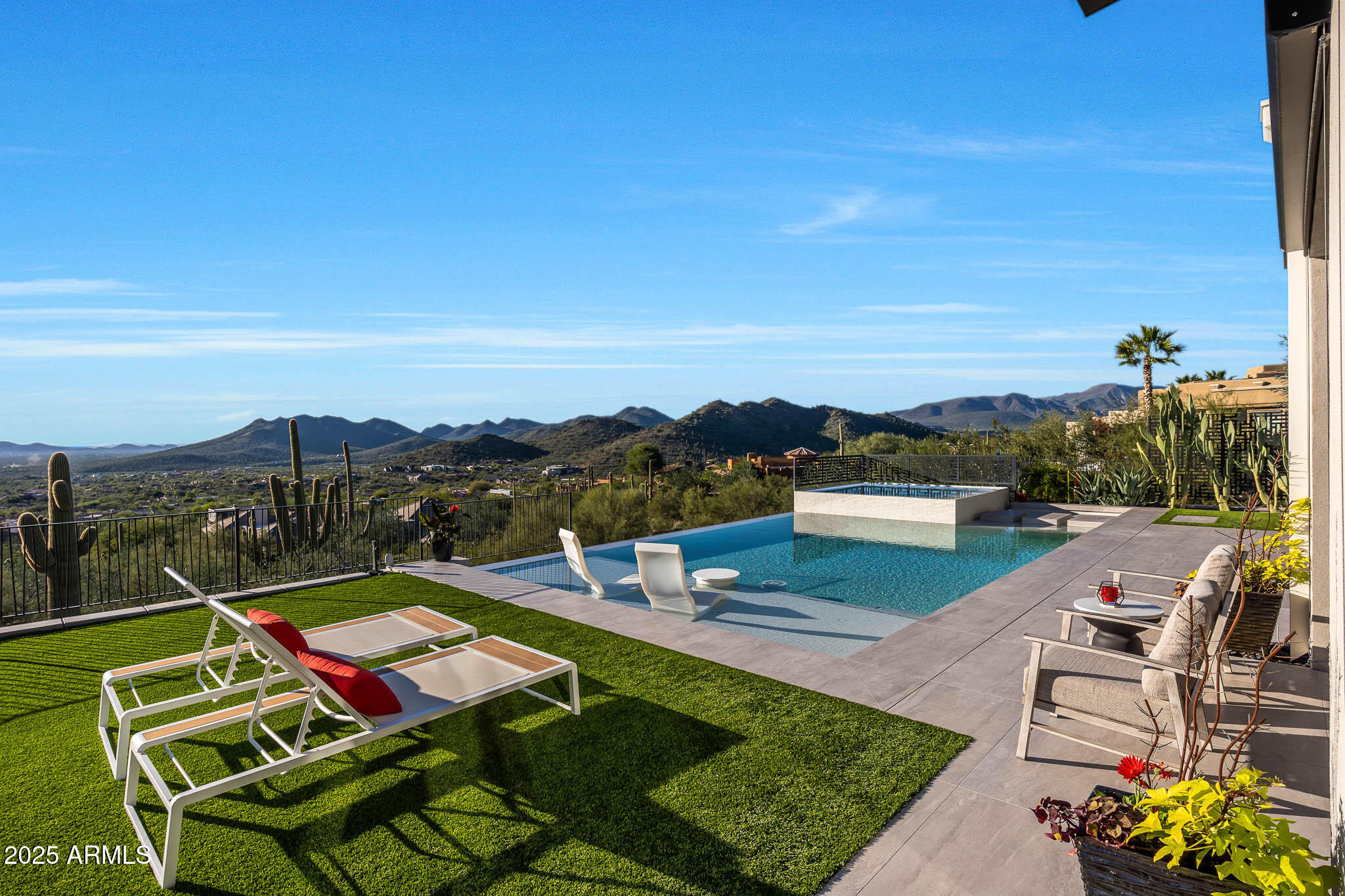 CAREFREE SENTINEL ROCK ESTATES 2 LOT 63-133 - Residential