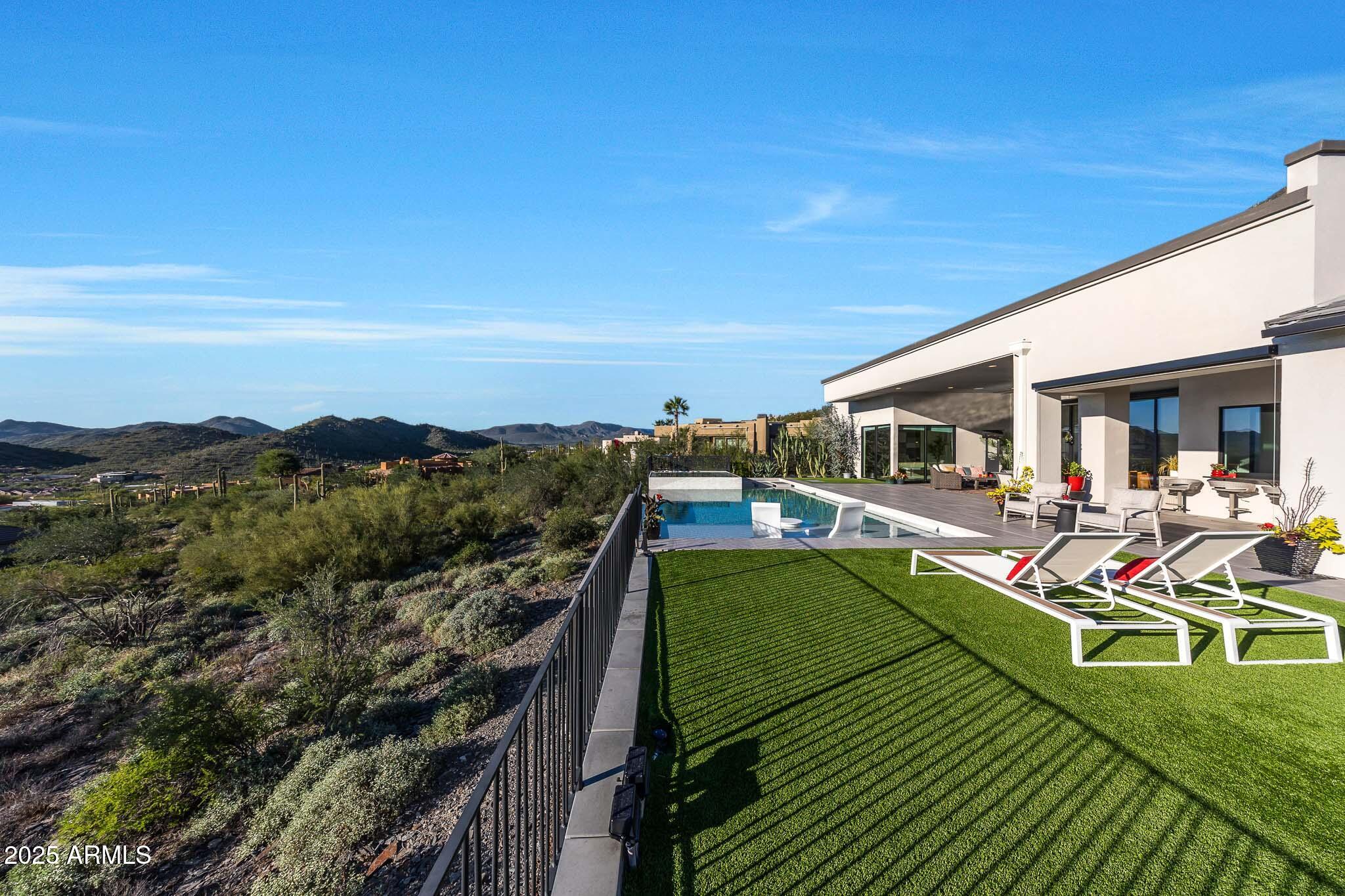 CAREFREE SENTINEL ROCK ESTATES 2 LOT 63-133 - Residential