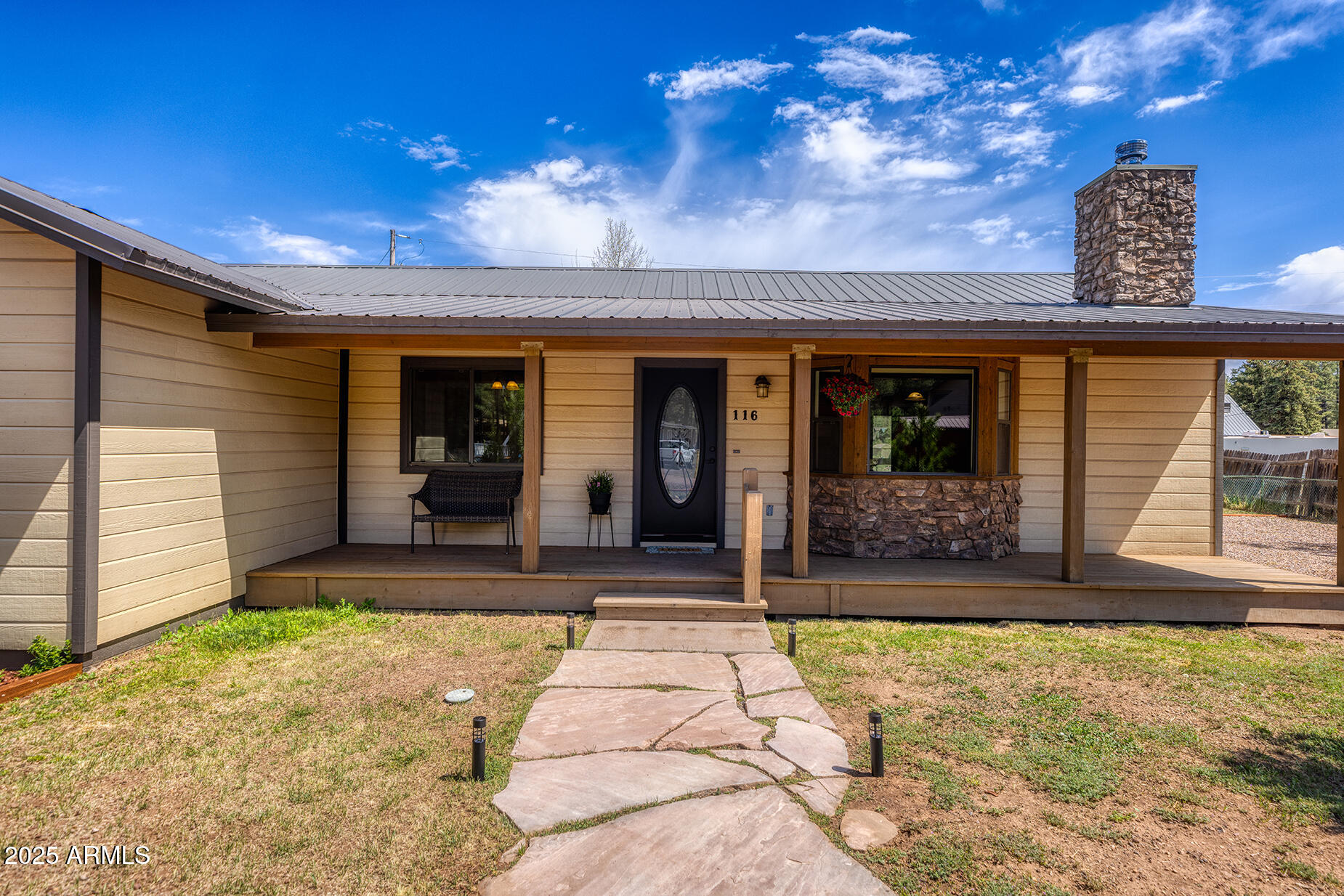 SKY HI RETREAT UNIT 2 - Residential