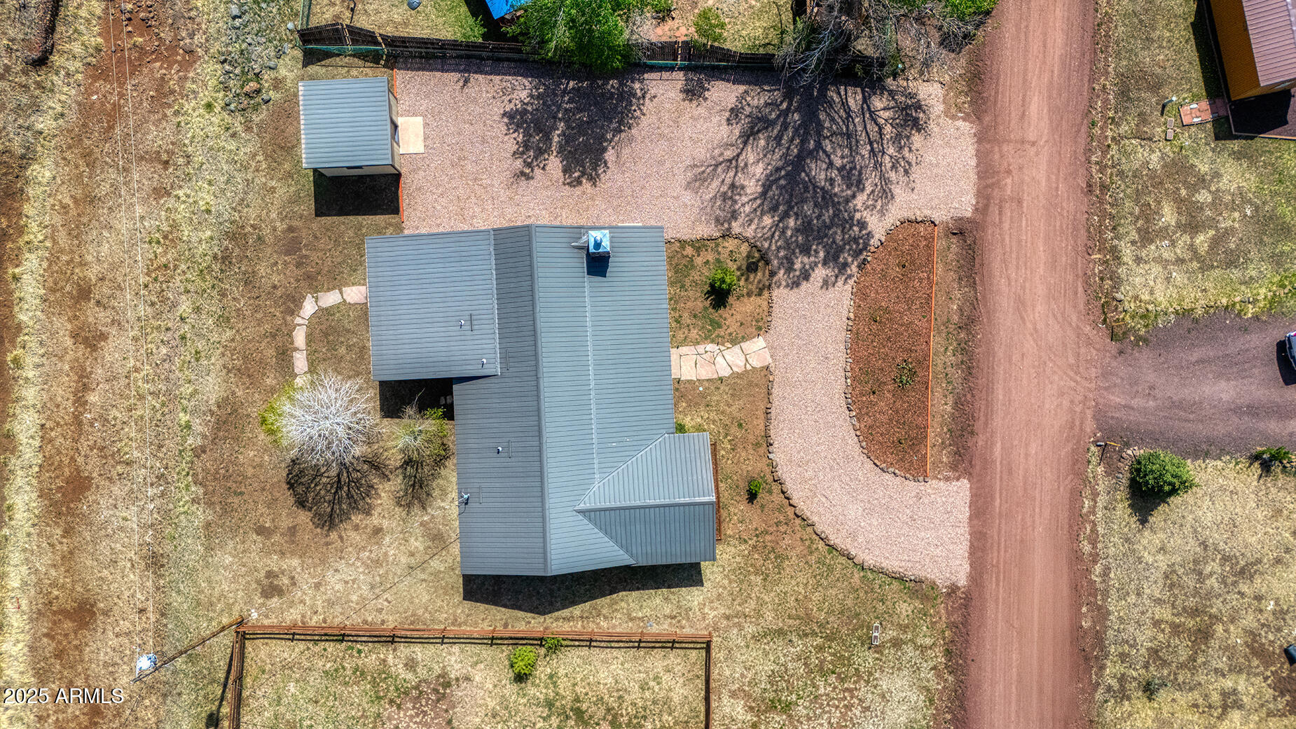 SKY HI RETREAT UNIT 2 - Residential