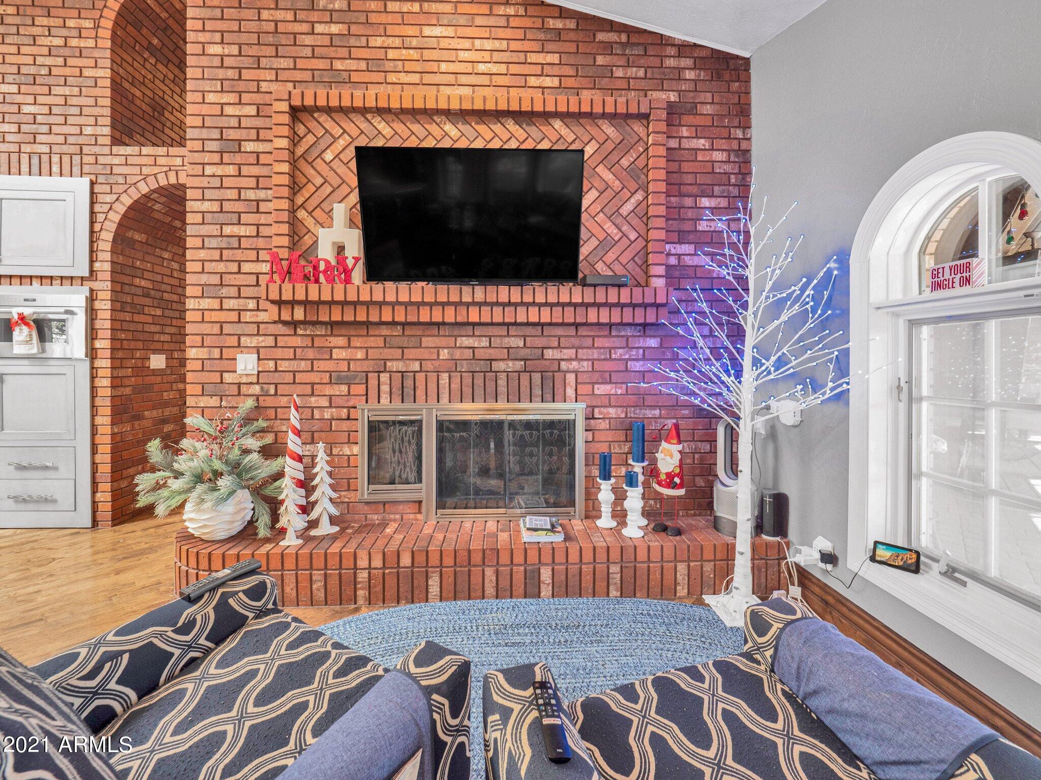 CHATHAM GROVES - Residential