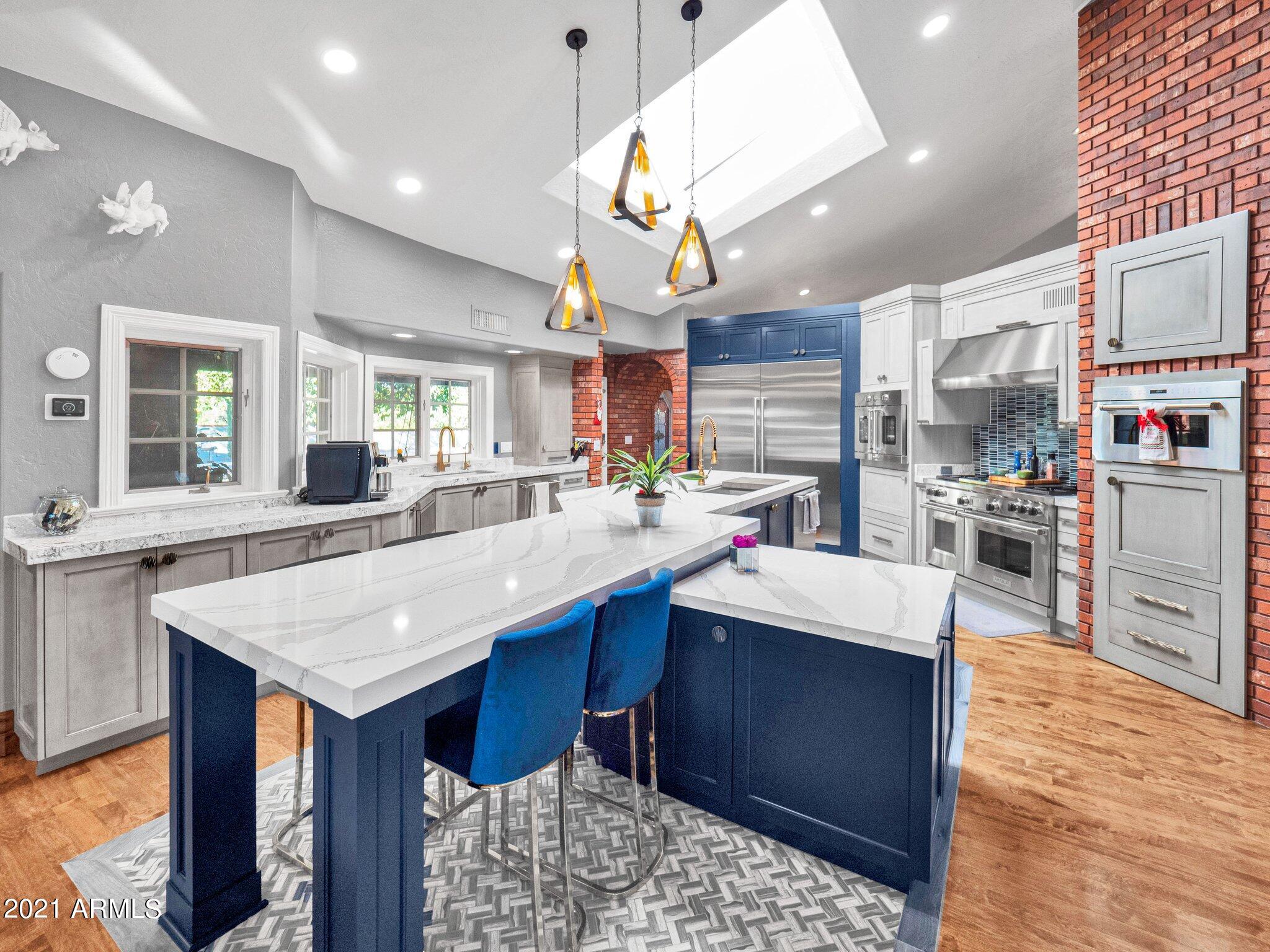 CHATHAM GROVES - Residential