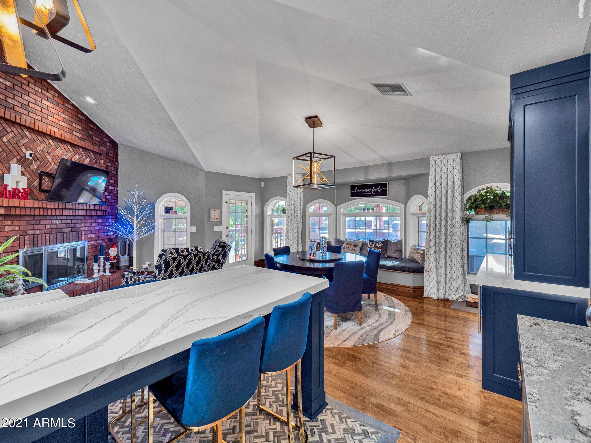 CHATHAM GROVES - Residential