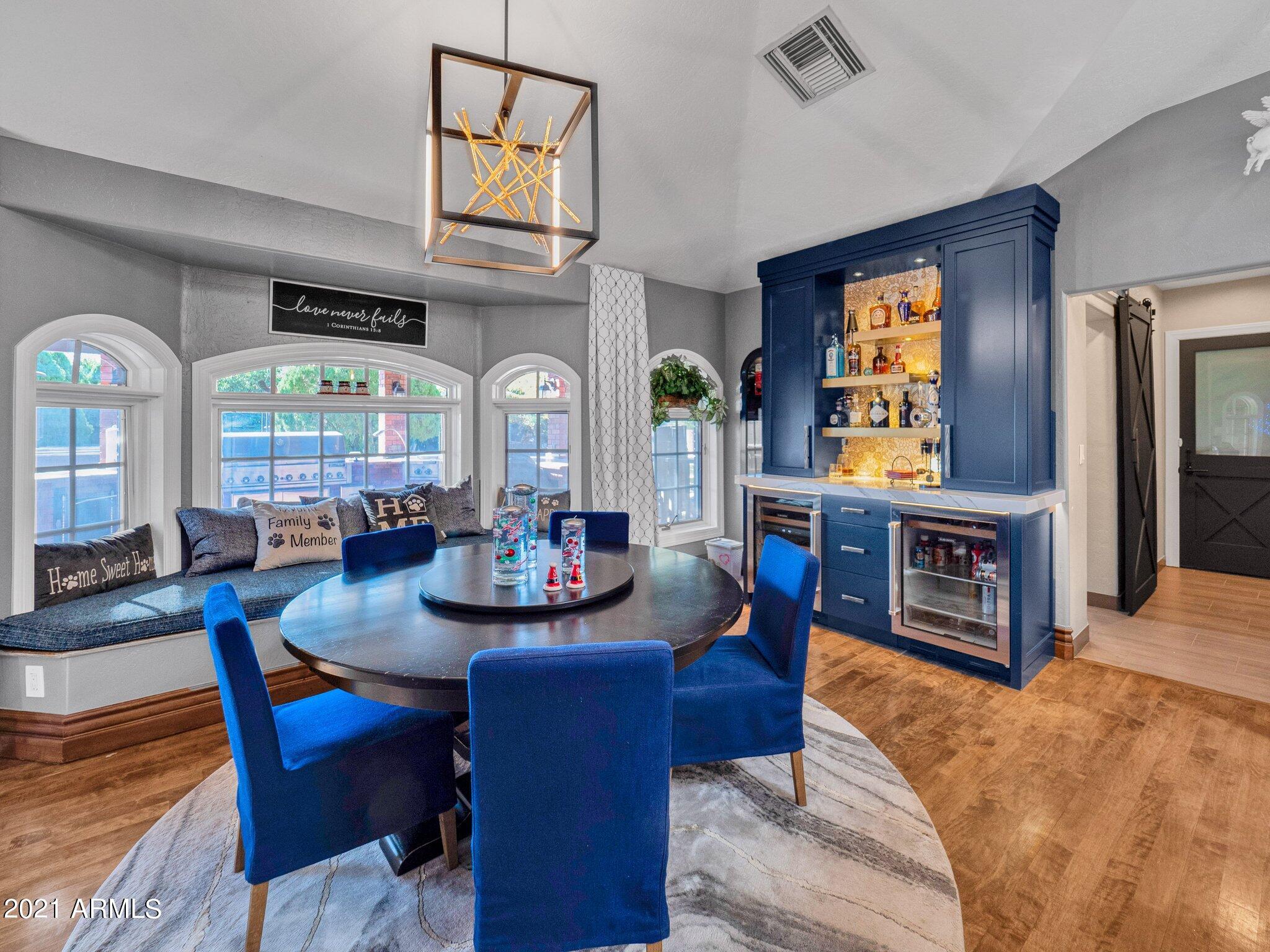 CHATHAM GROVES - Residential