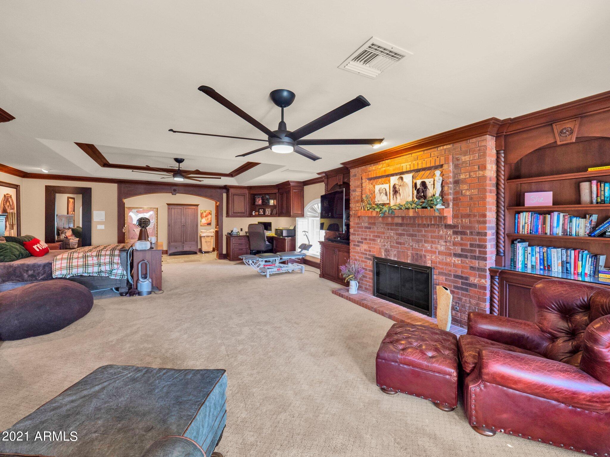CHATHAM GROVES - Residential