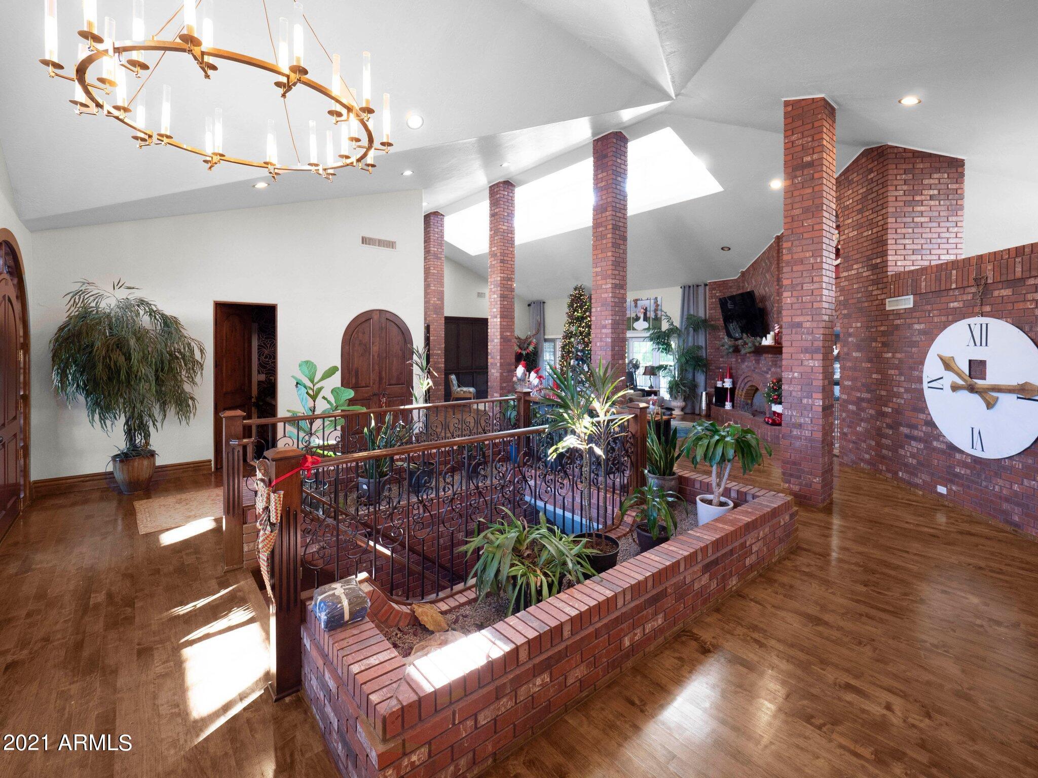 CHATHAM GROVES - Residential
