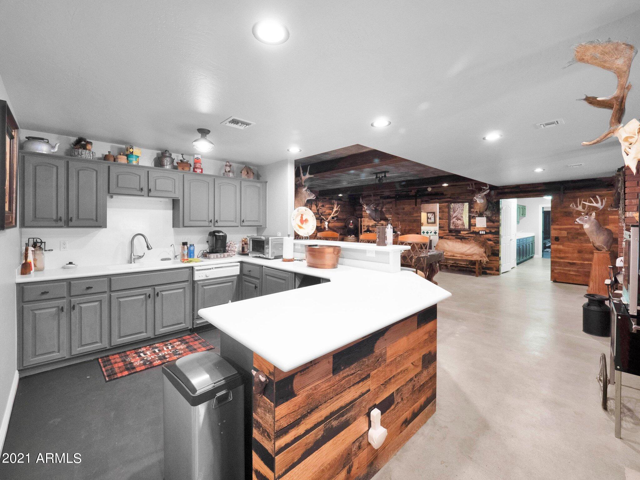 CHATHAM GROVES - Residential