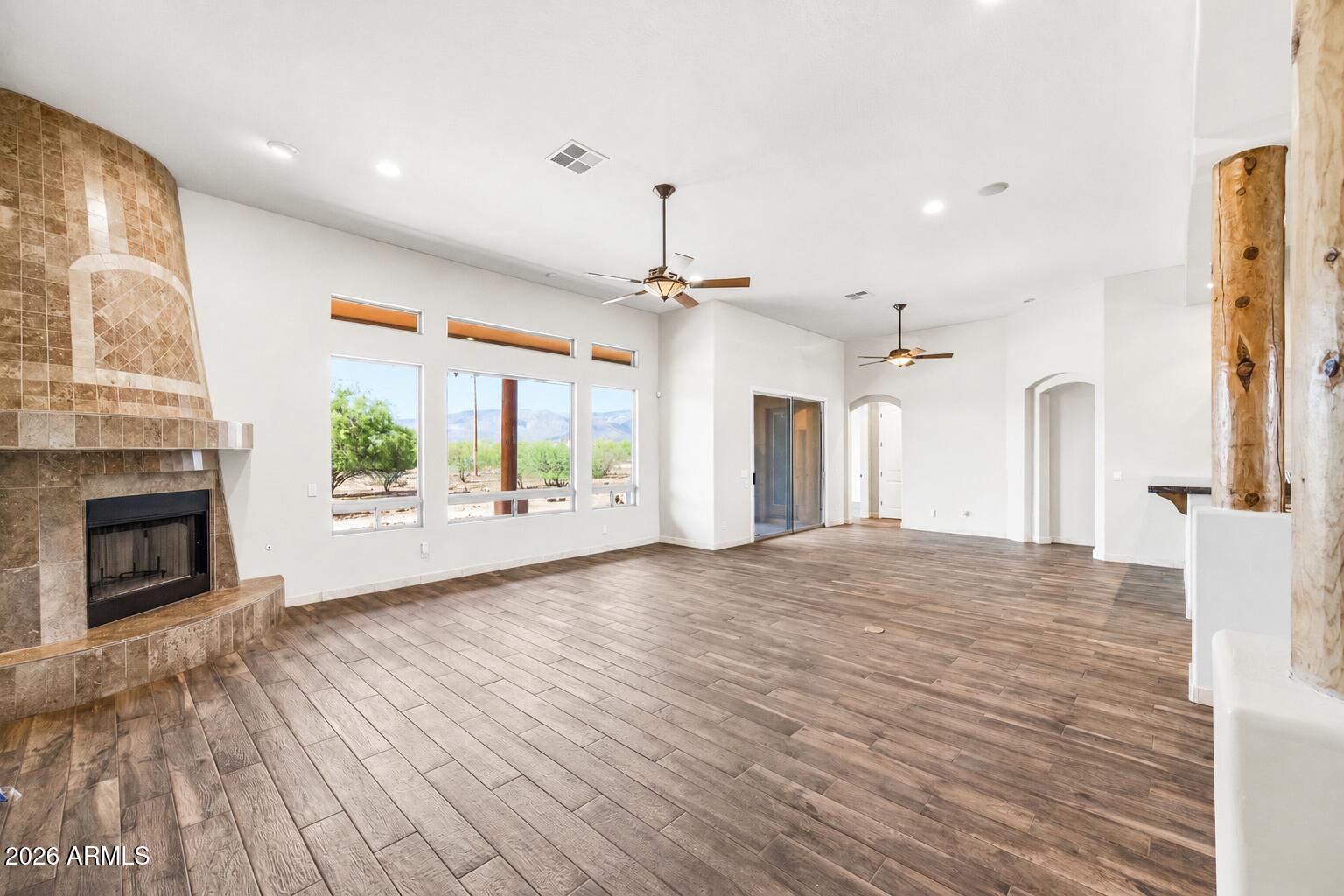METES AND BOUNDS - Residential