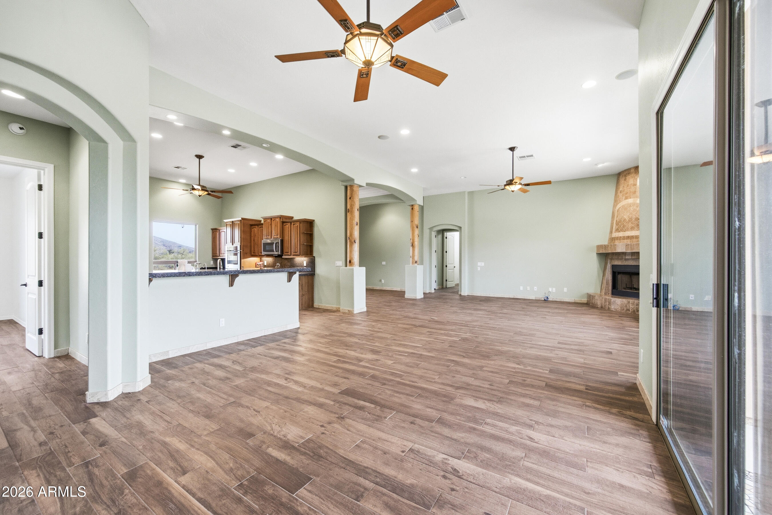 METES AND BOUNDS - Residential