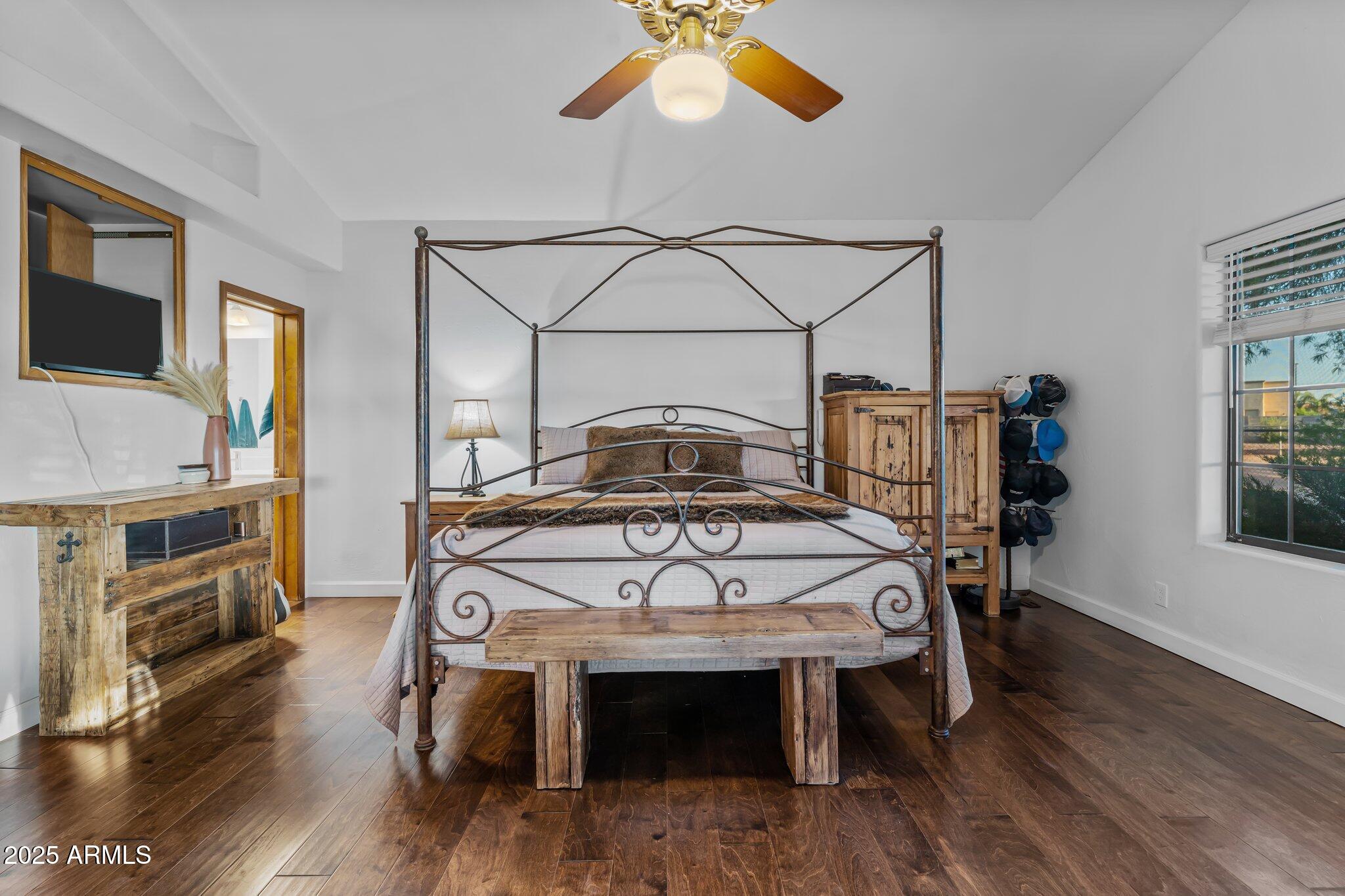 SAWYER ESTATES - Residential