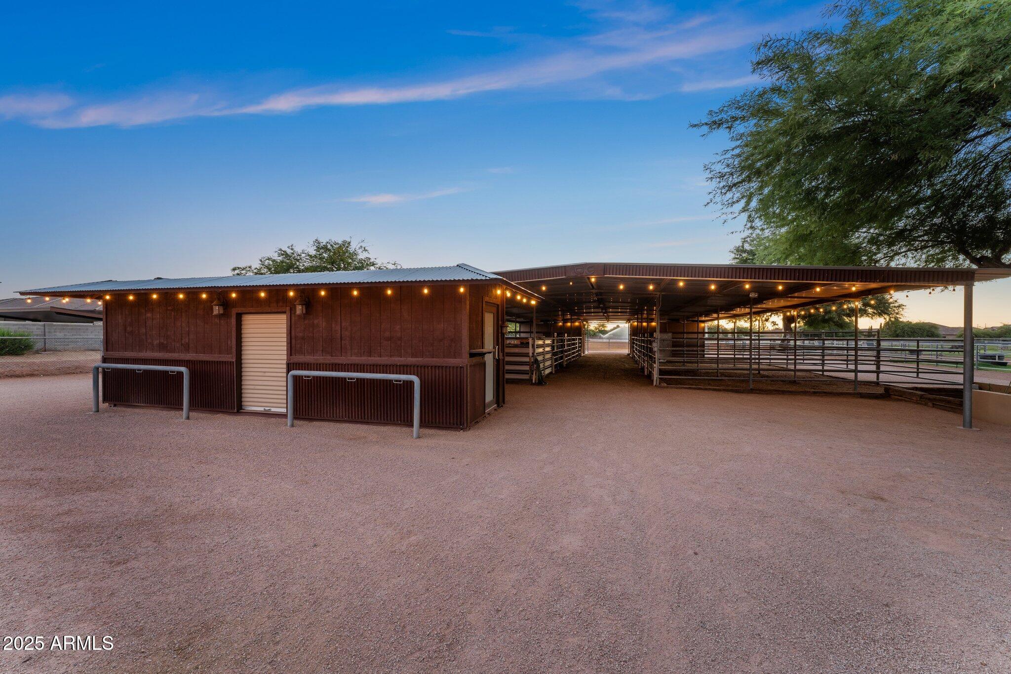 SAWYER ESTATES - Residential