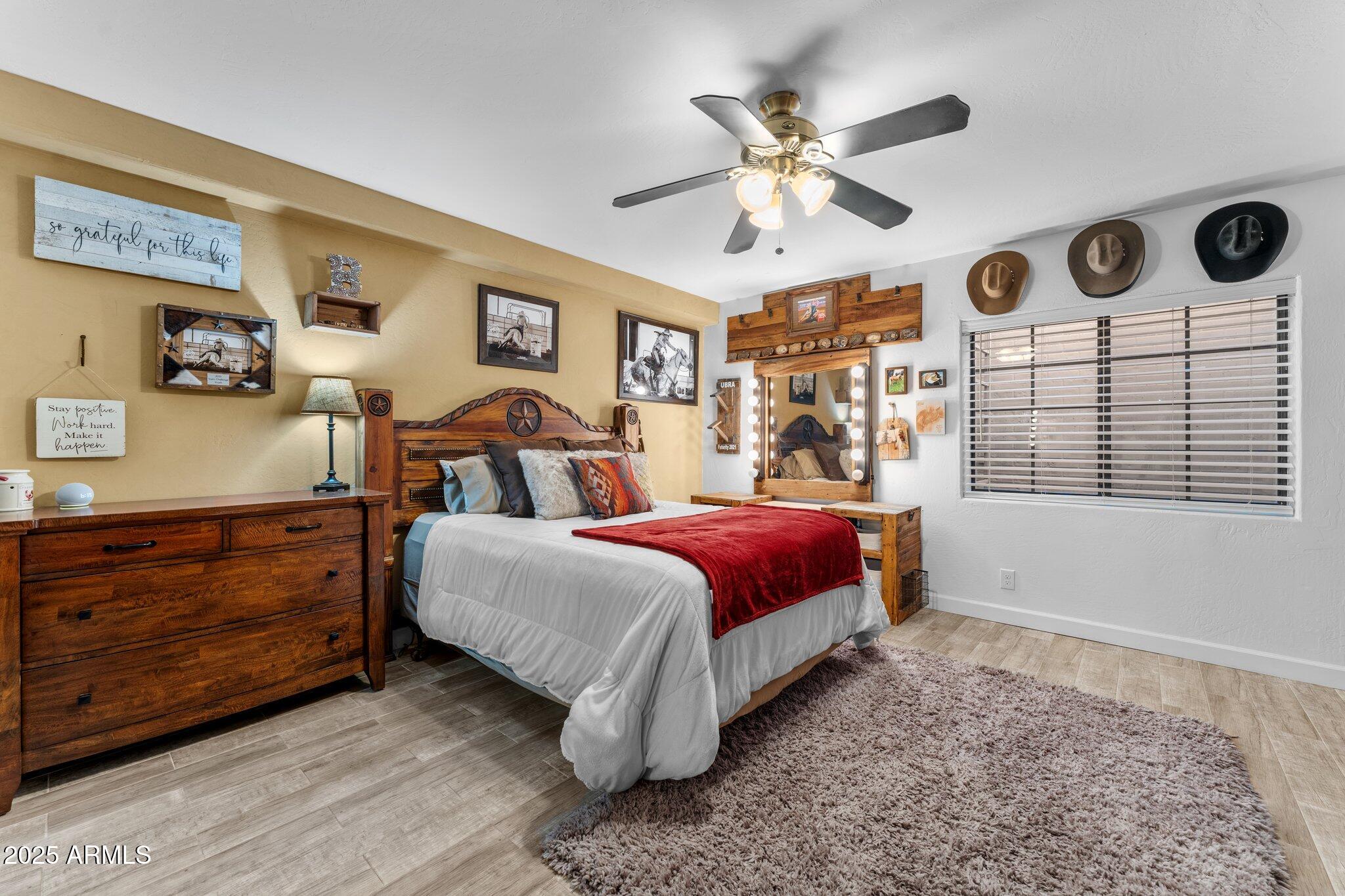 SAWYER ESTATES - Residential