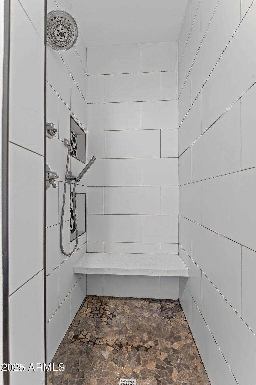 SAWYER ESTATES - Residential