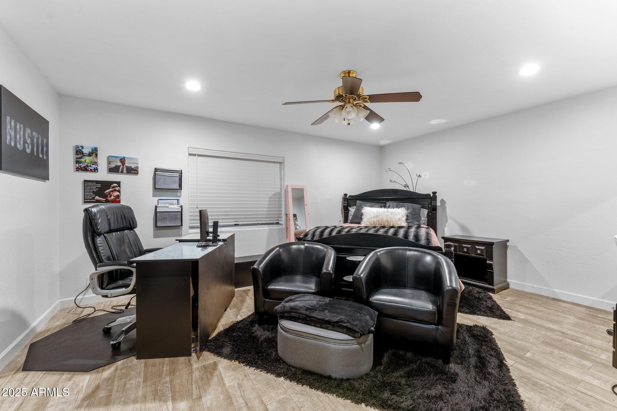 SAWYER ESTATES - Residential