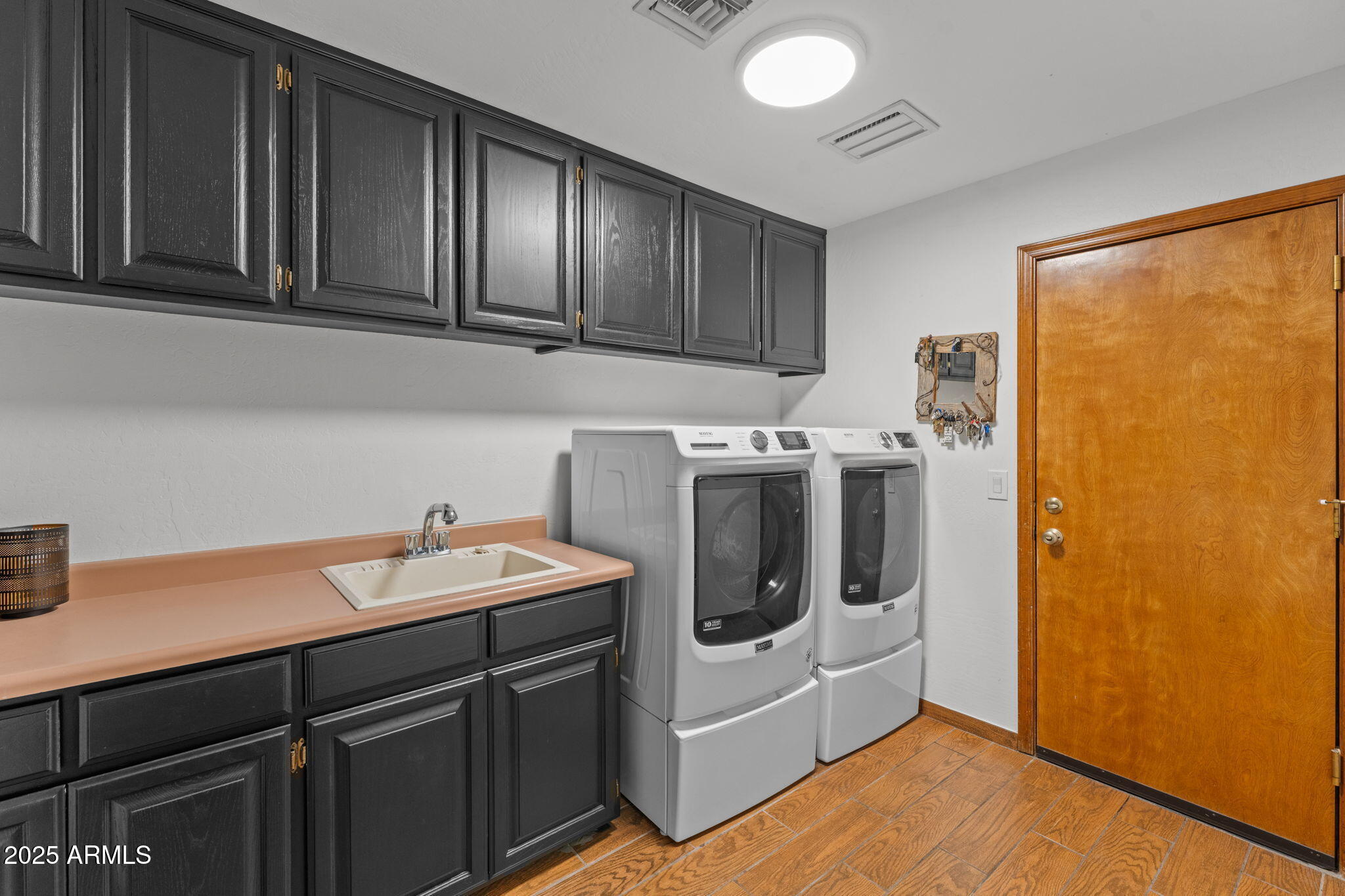 SAWYER ESTATES - Residential