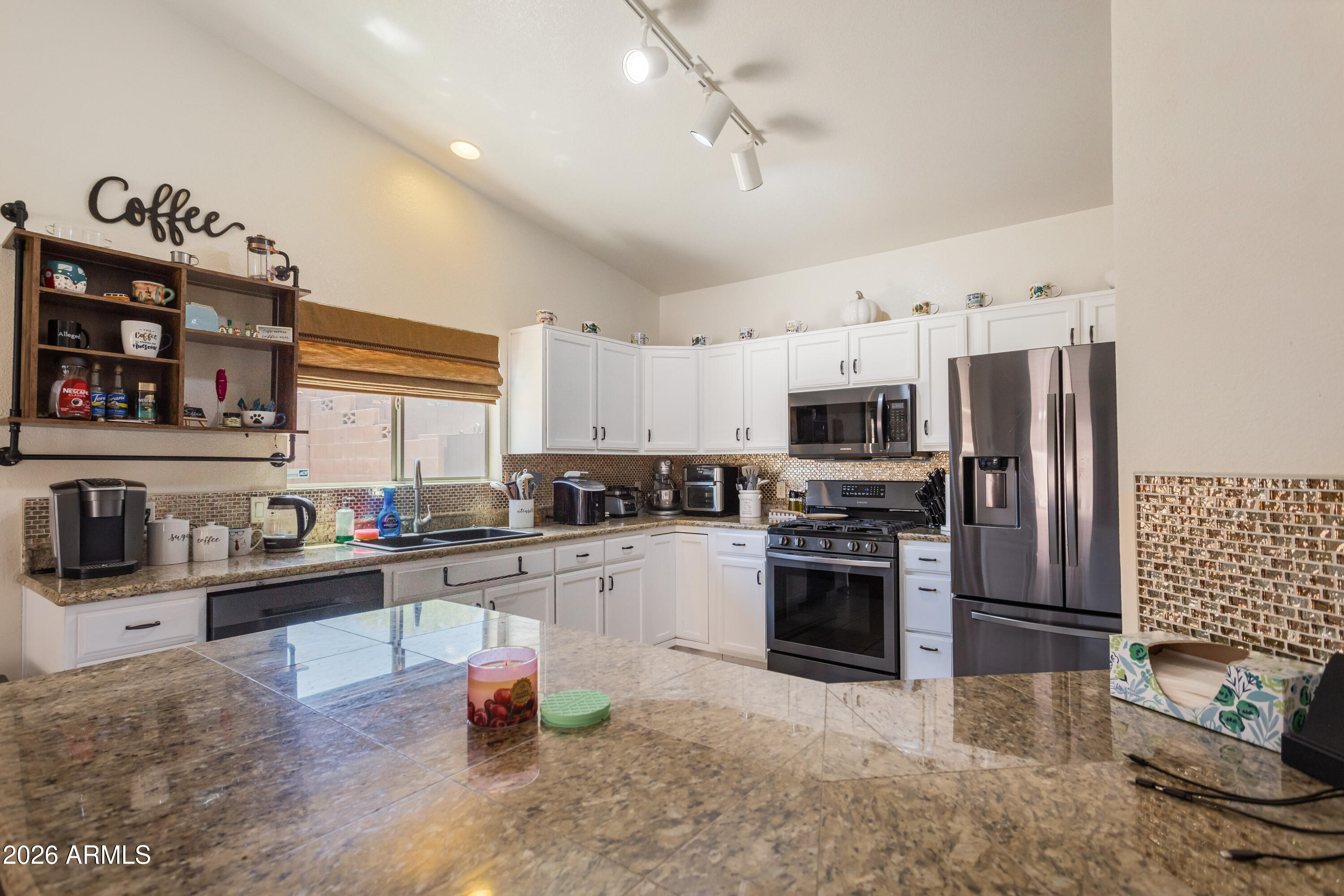 CANYON DE FLORES PHASE 2C - Residential