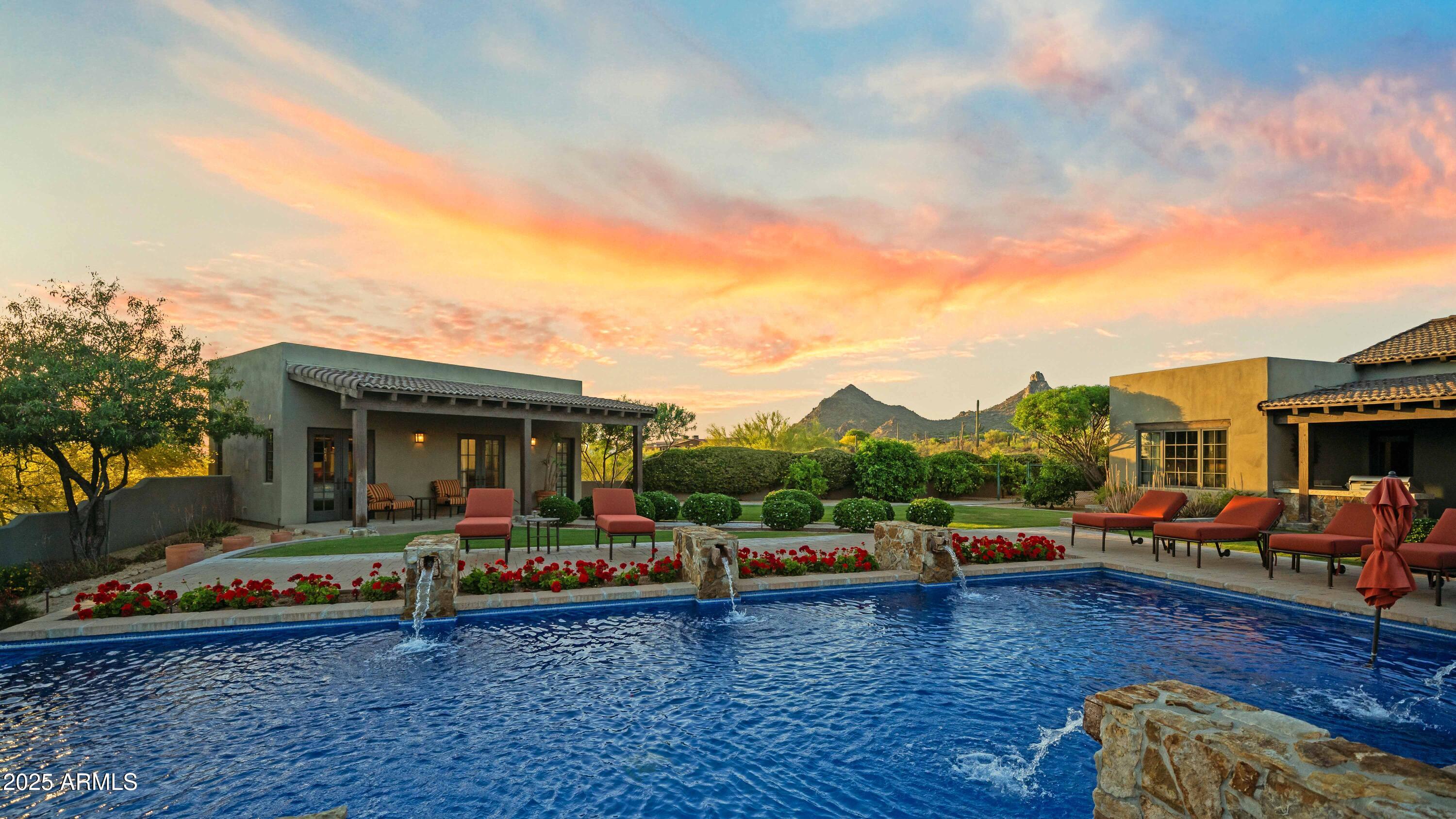 LADERA VISTA - Residential
