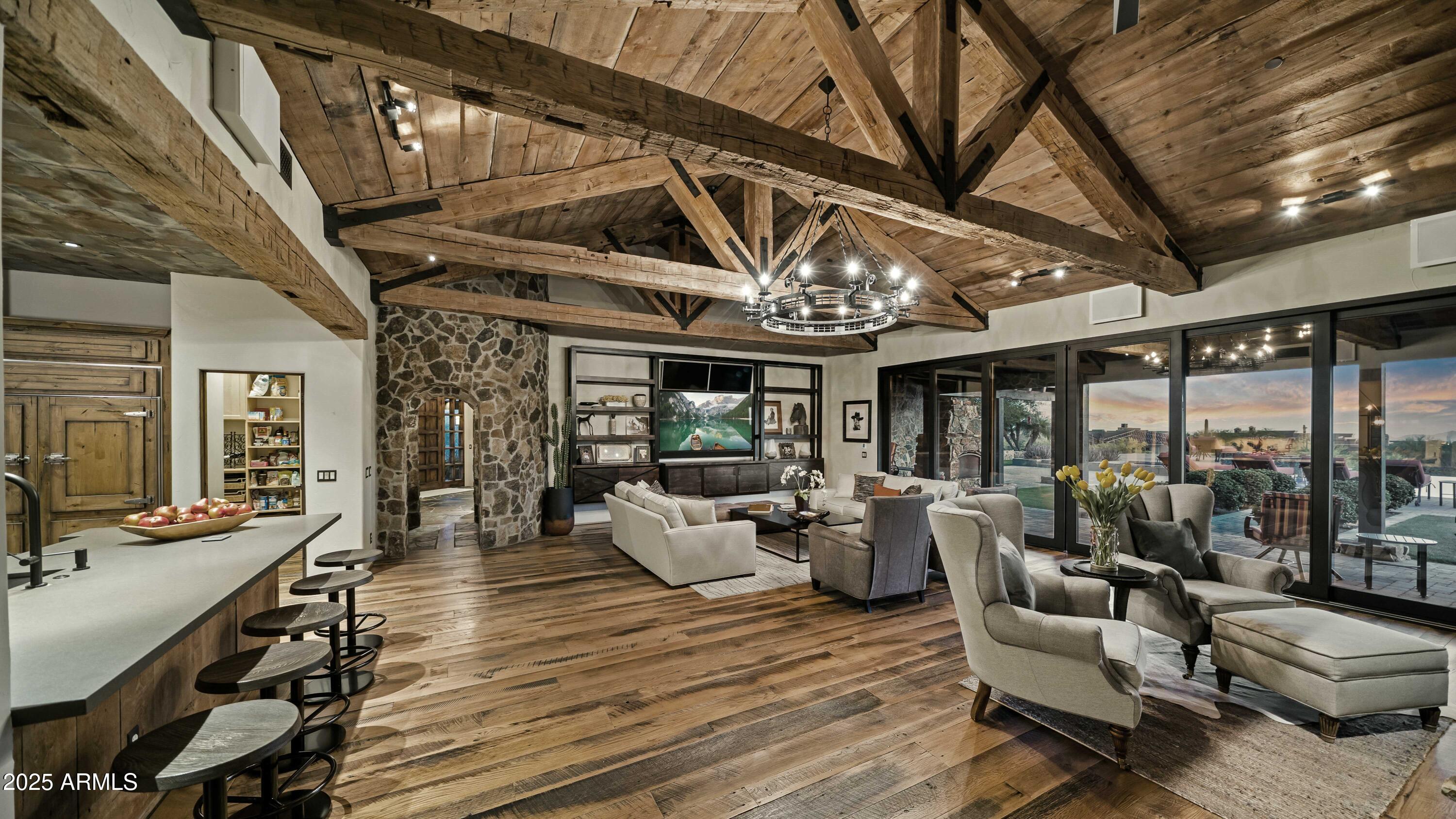 LADERA VISTA - Residential