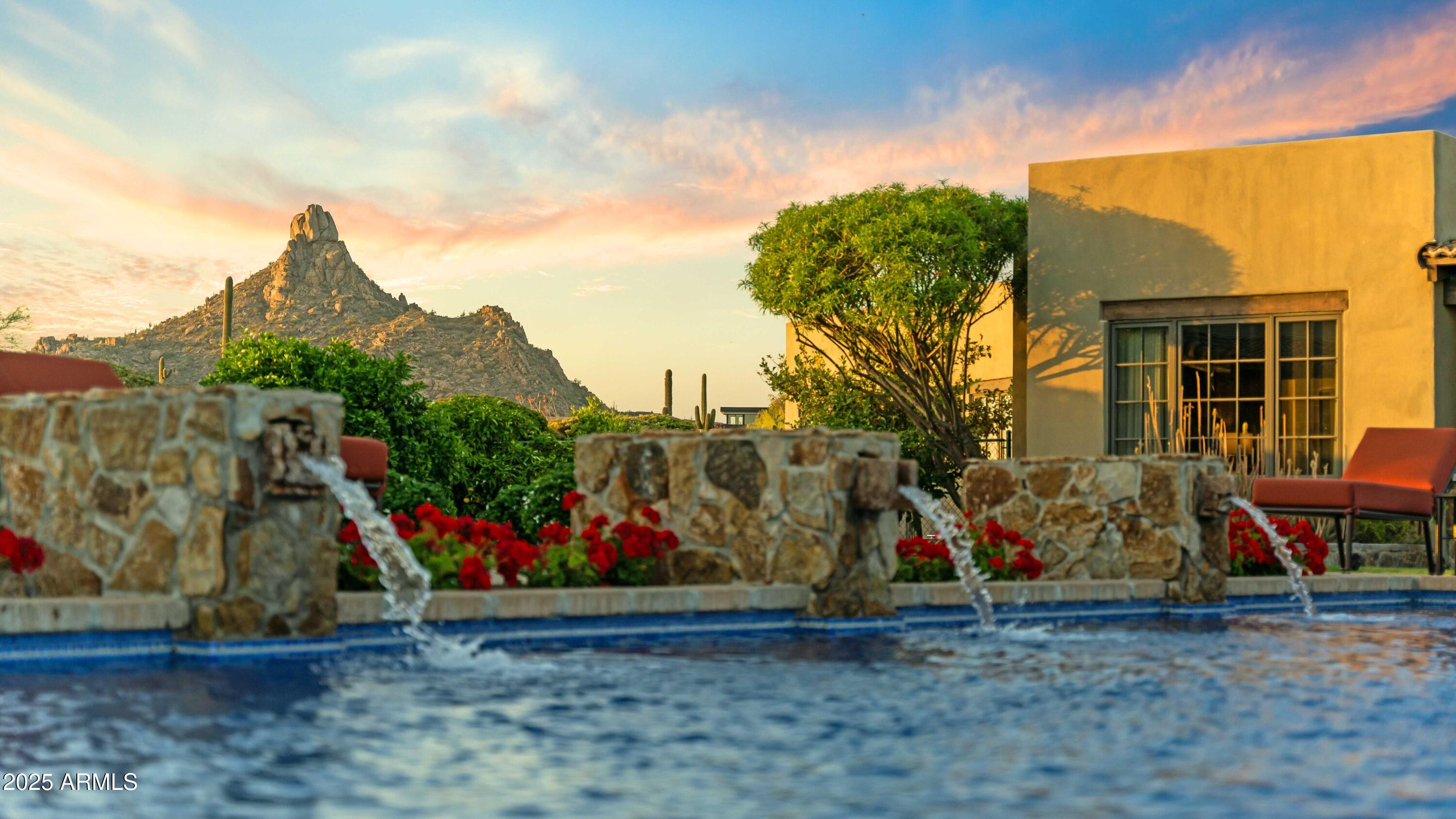 LADERA VISTA - Residential