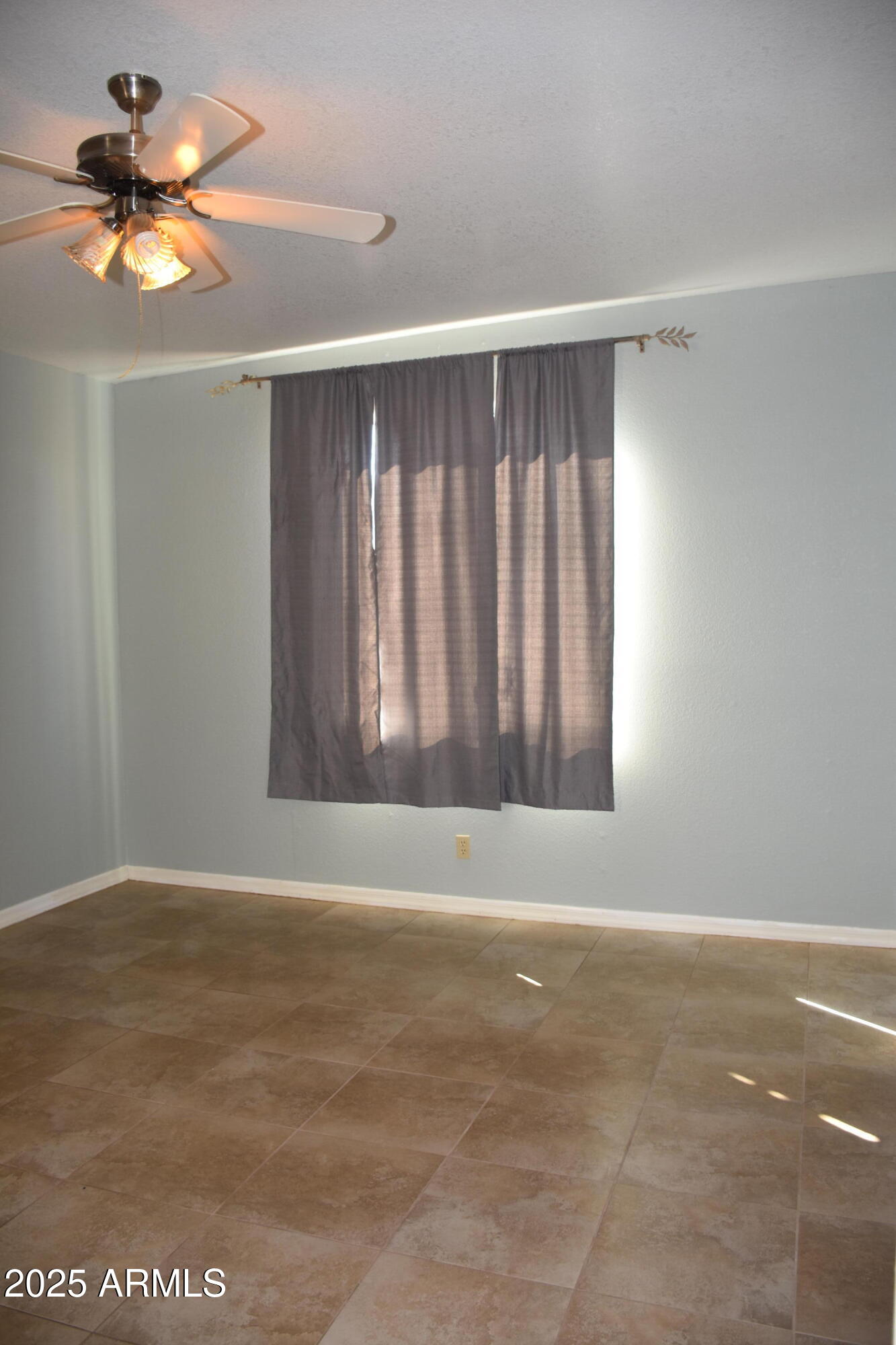 MOUNTAIN SHADOWS PHASE C - Residential
