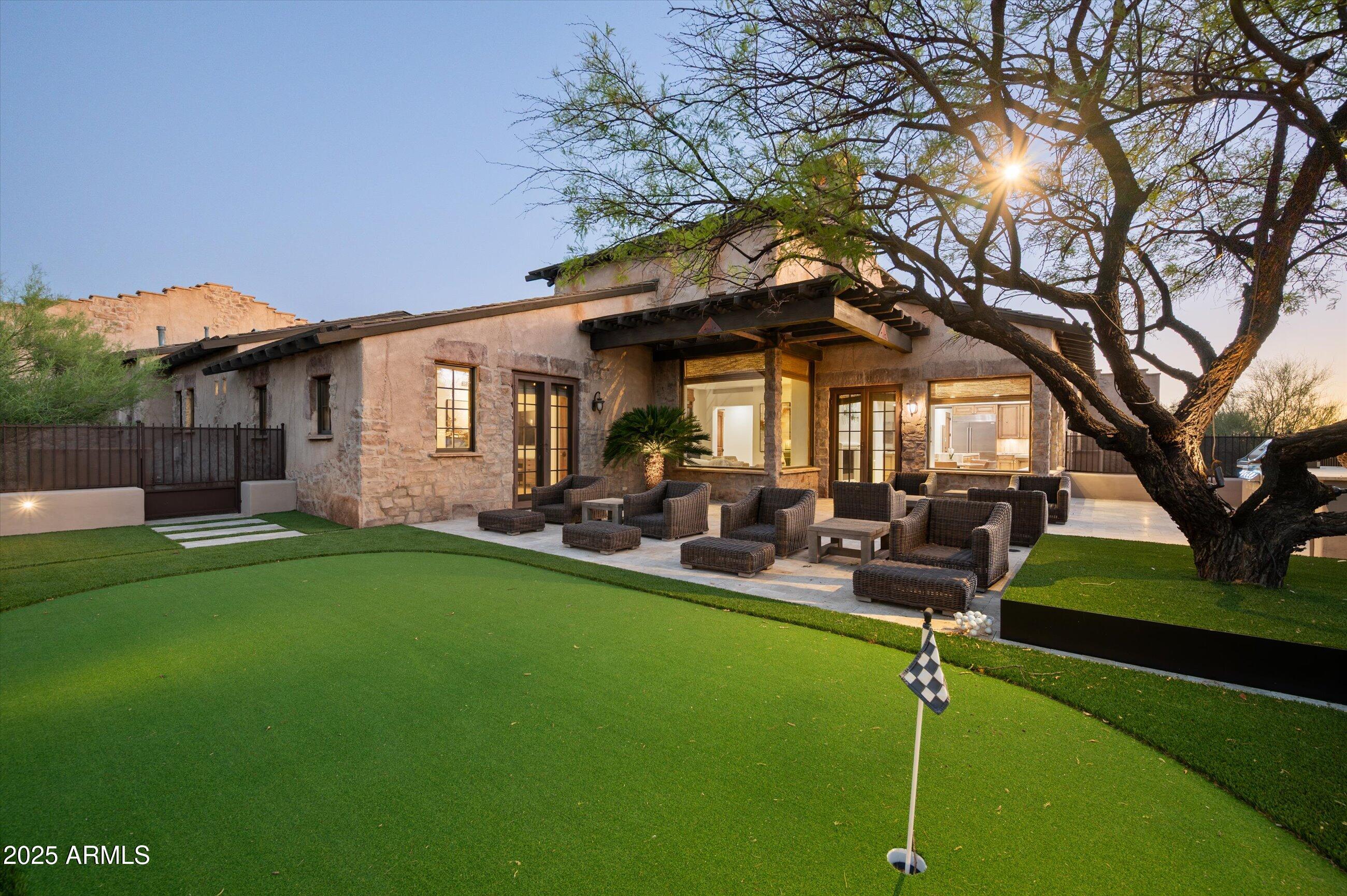 Estancia - Residential