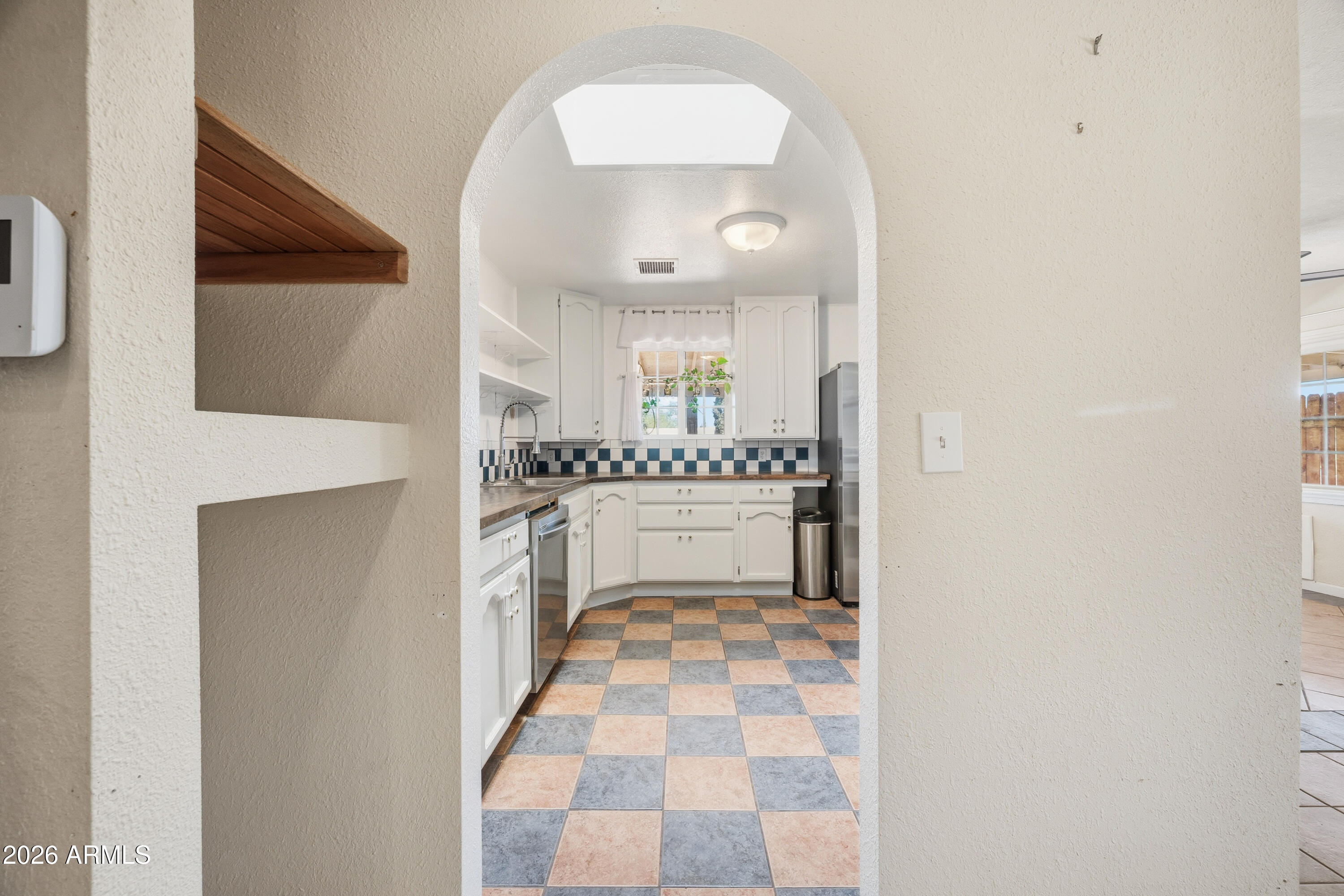 GOLDEN MEADOWS 2 - Residential