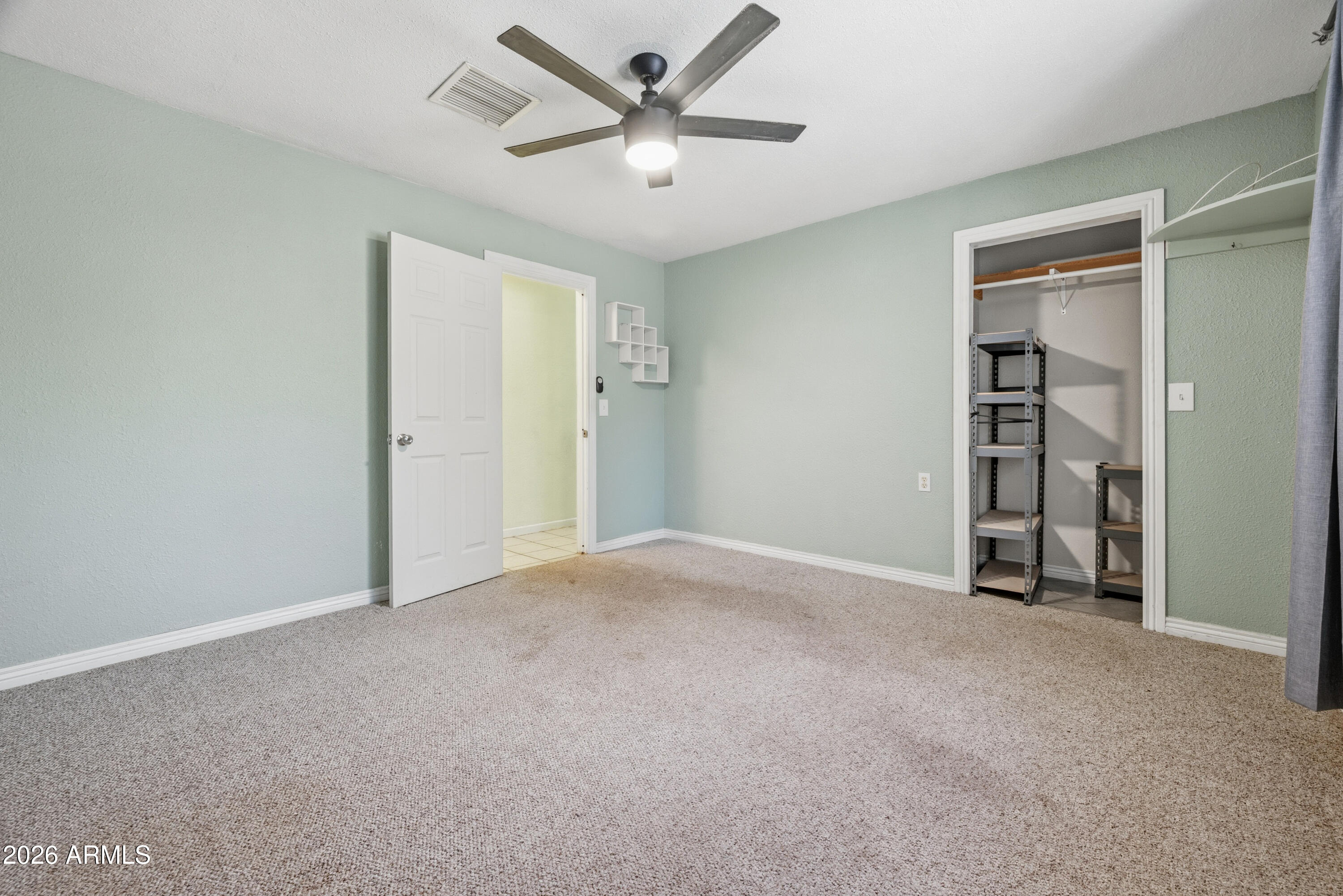 GOLDEN MEADOWS 2 - Residential