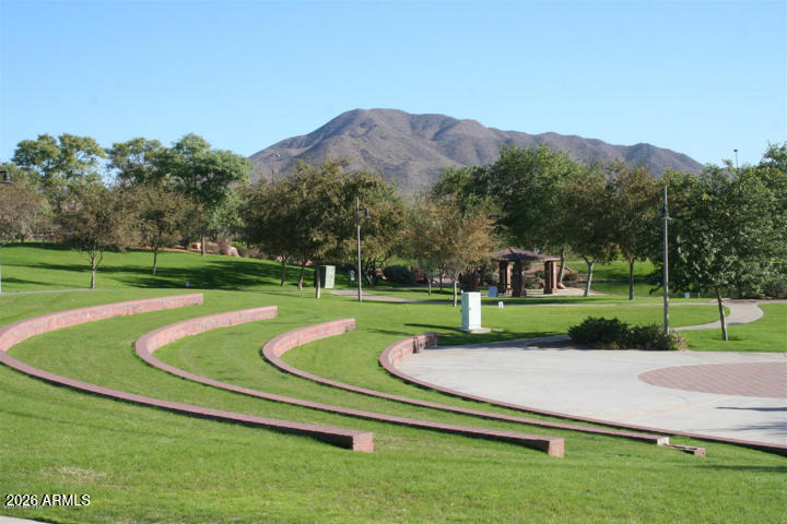 ANTHEM Parkside - Residential