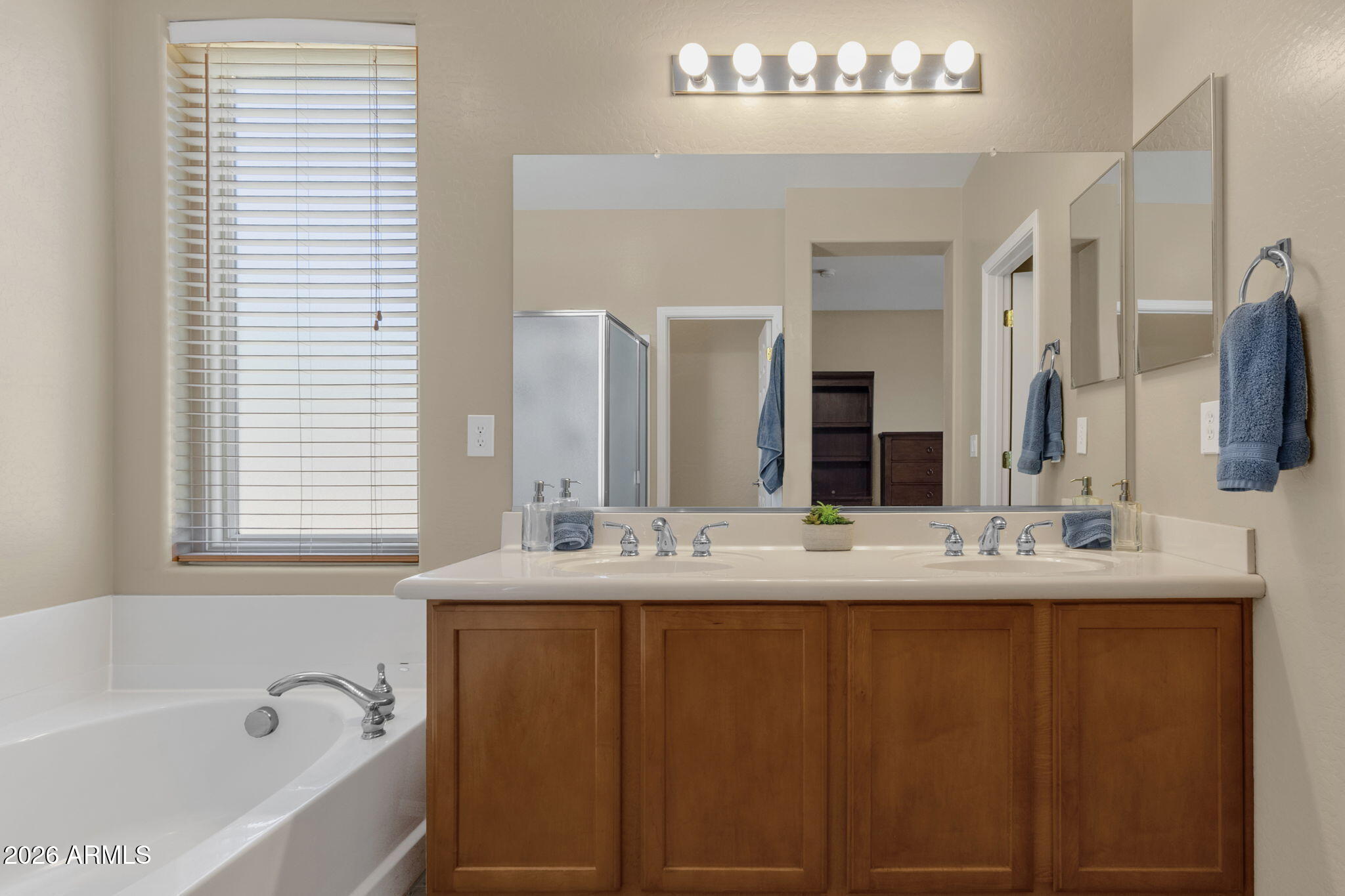 ANTHEM Parkside - Residential